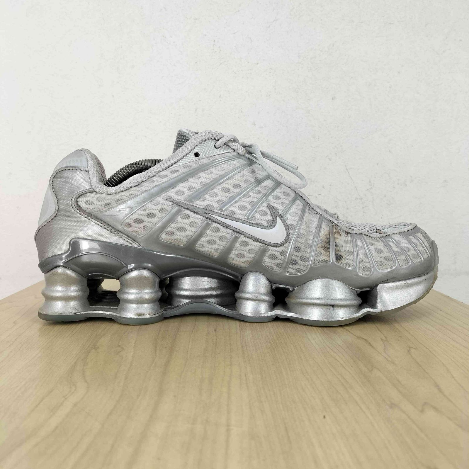 [極美品] NIKE SHOX TL PURE PLATINUM シルバー NIKE W SHOX TL 