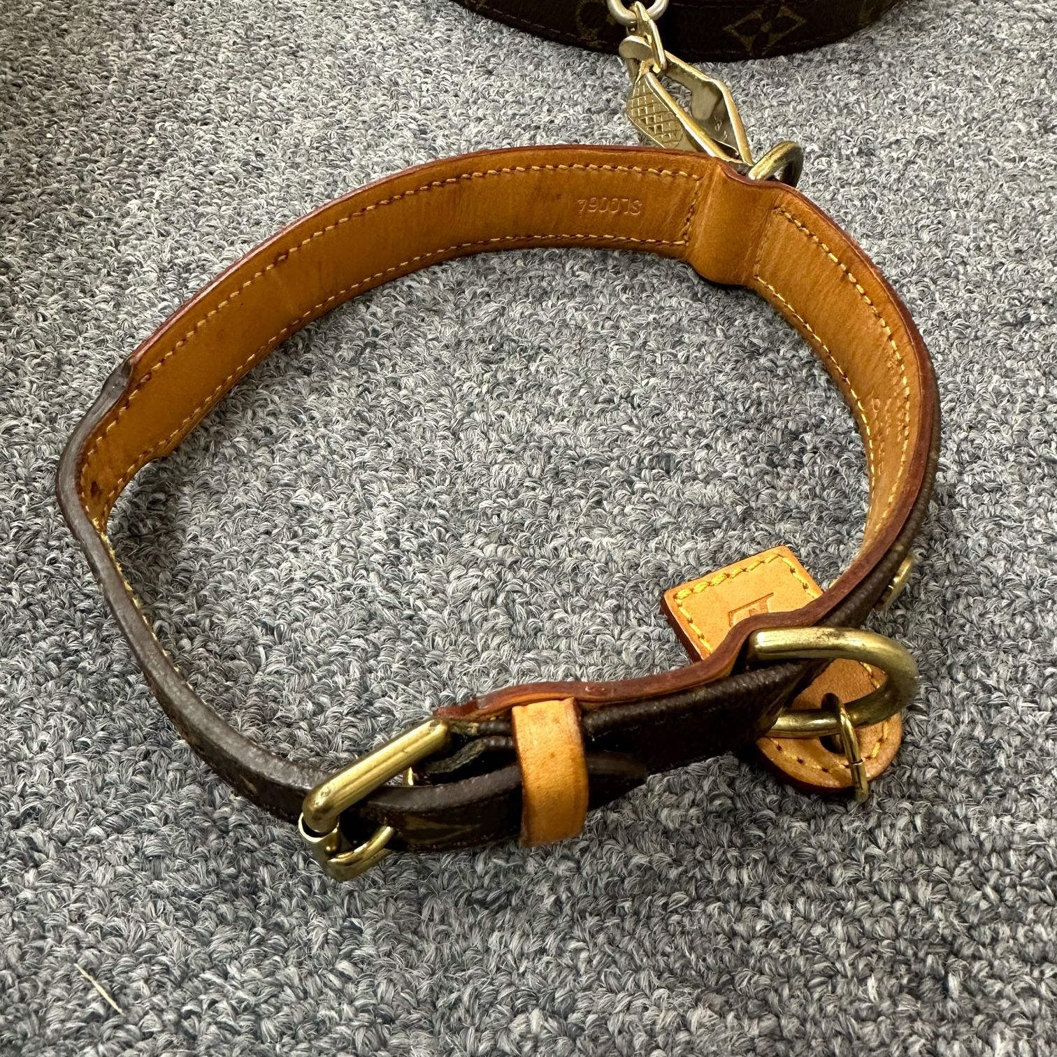 ルイヴィトン　コリエバクスター レッスバクスター セット 首輪 リード ルイヴィトンのリード(レッスバクスター)＆首輪(コリエ