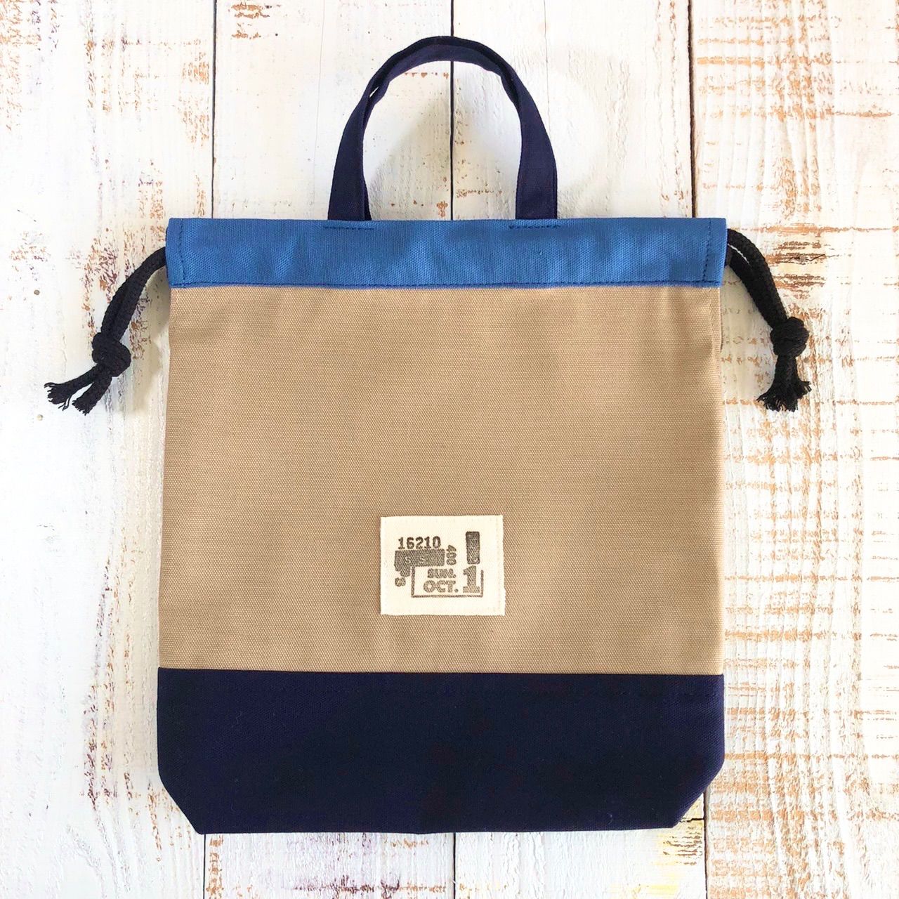 ネイビー