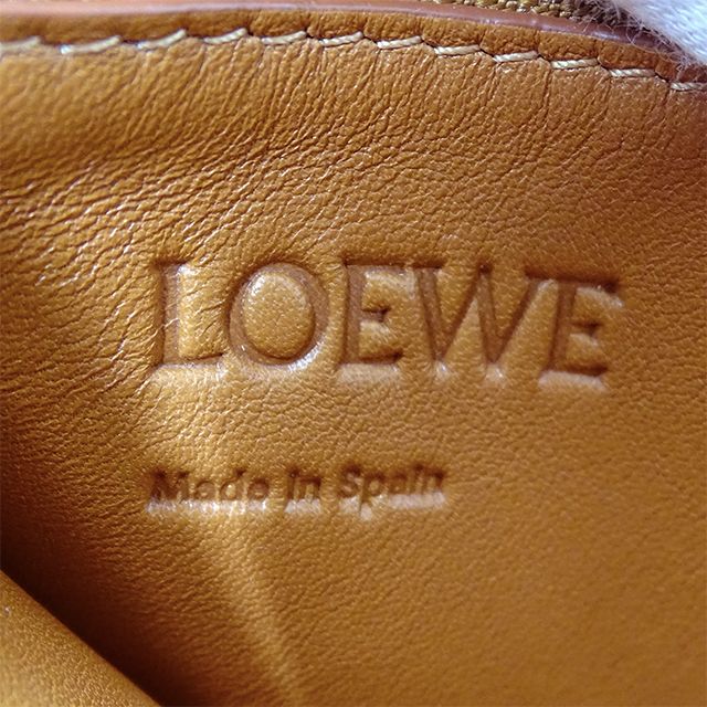 ロエベ LOEWE バッグ レディース ブランド バルセロナ ショルダーバッグ レザー ピンク おしゃれ コンパクト 小さめ おでかけ 可愛い【中古】B ロエベ LOEWE バッグ レディース ブランド バルセロナ ショルダーバッグ レザー ピンク おしゃれ コンパクト 小さめ おでかけ 可愛い