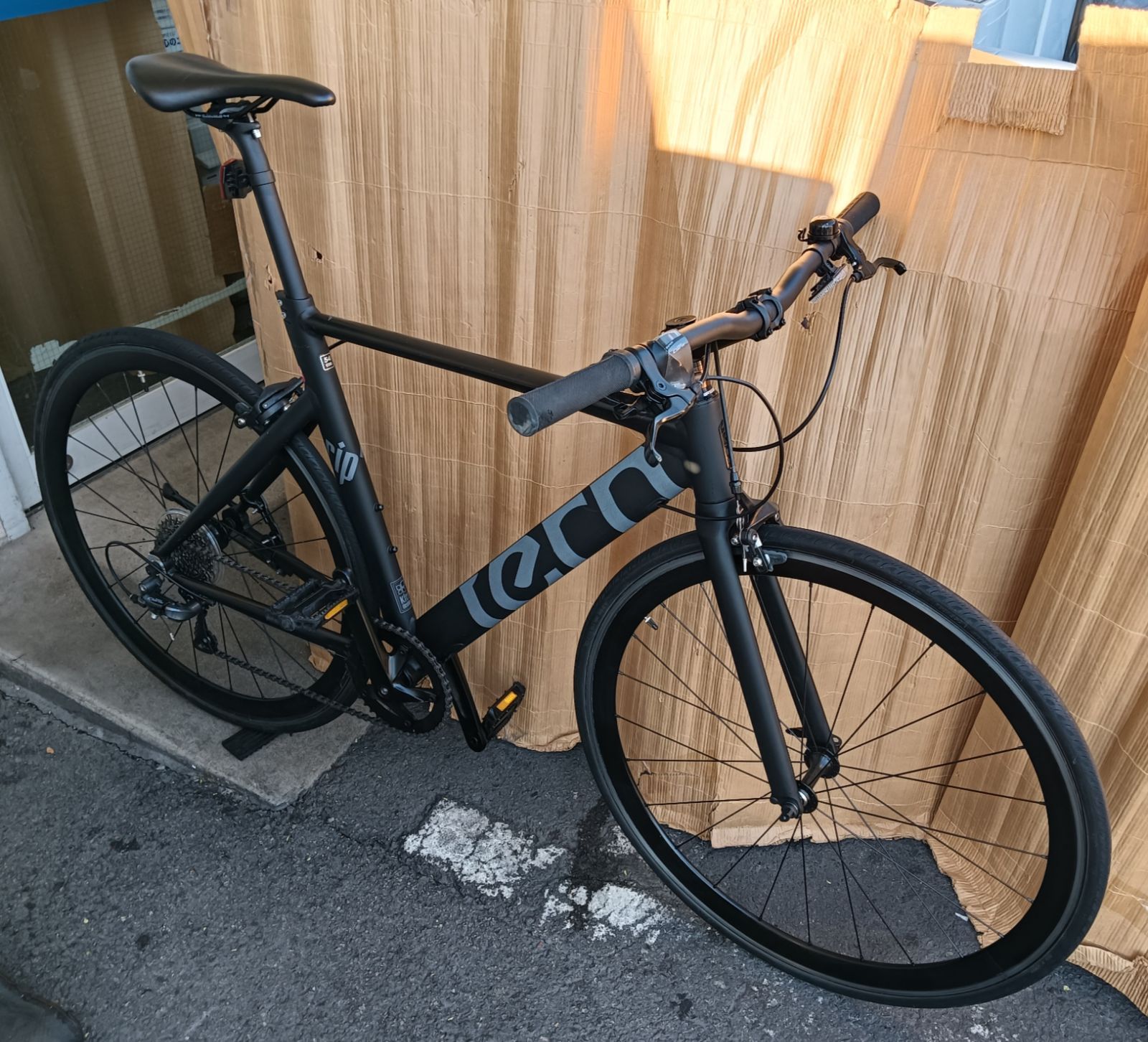 ☆値下げ！☆TERN 「ターン」 RIP クロスバイク