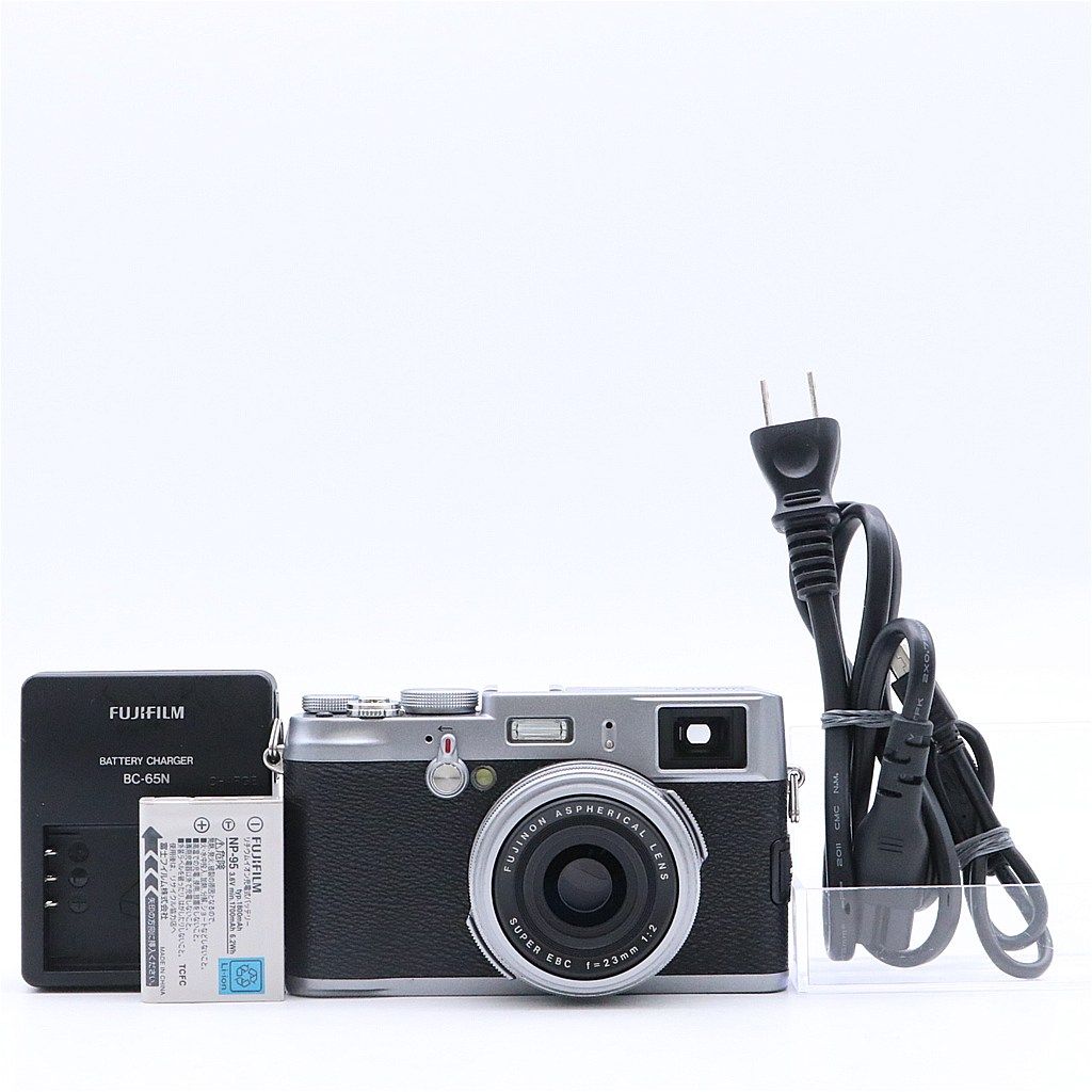 美品＊FUJIFILM FINEPIX JV100 シルバー Amazon | FXーJV100S FINEPIX JV100 シルバー | コンパクト 通販
