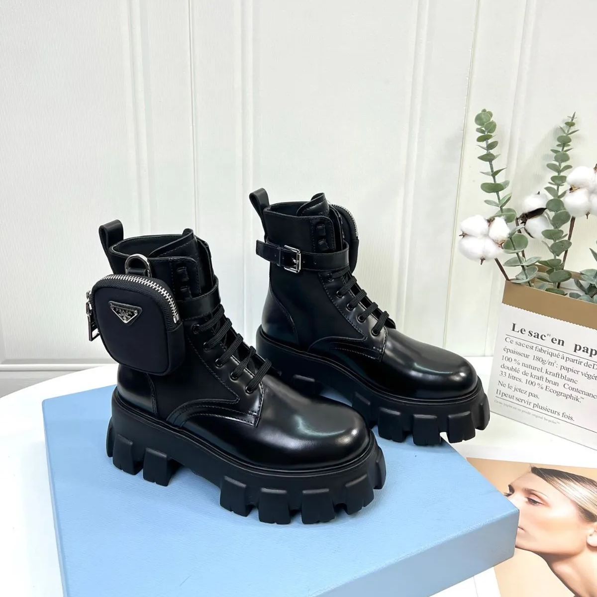 プラダ PRADA モノリス コンバットブーツ リナイロン22㎝黒ポーチ付