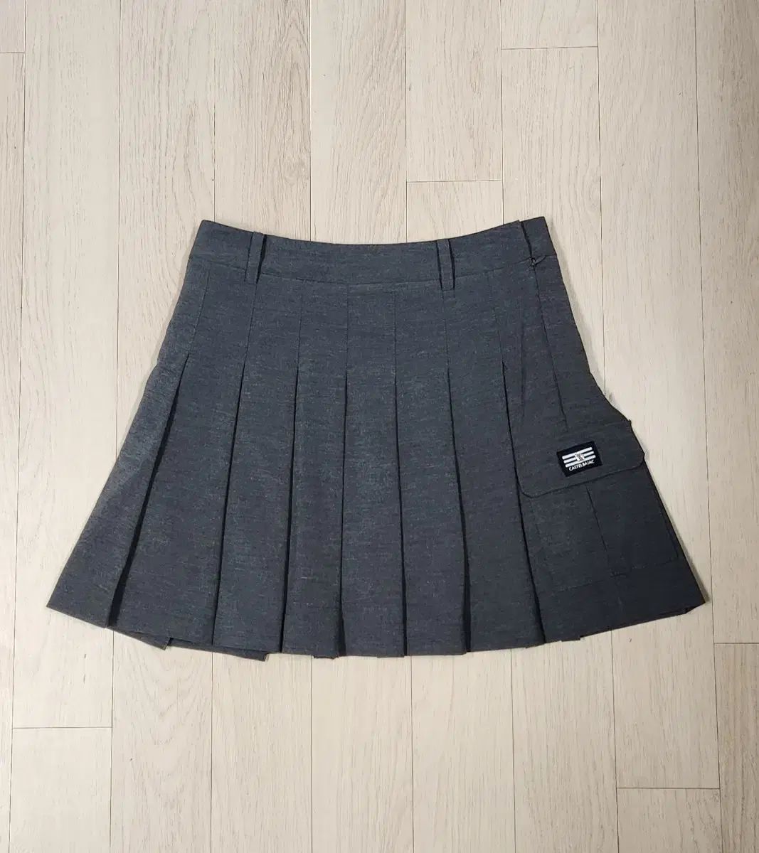 CASTELBAJAC カステルバジャック ポケット1つ プリーツ キュロットスカート 67 24SS