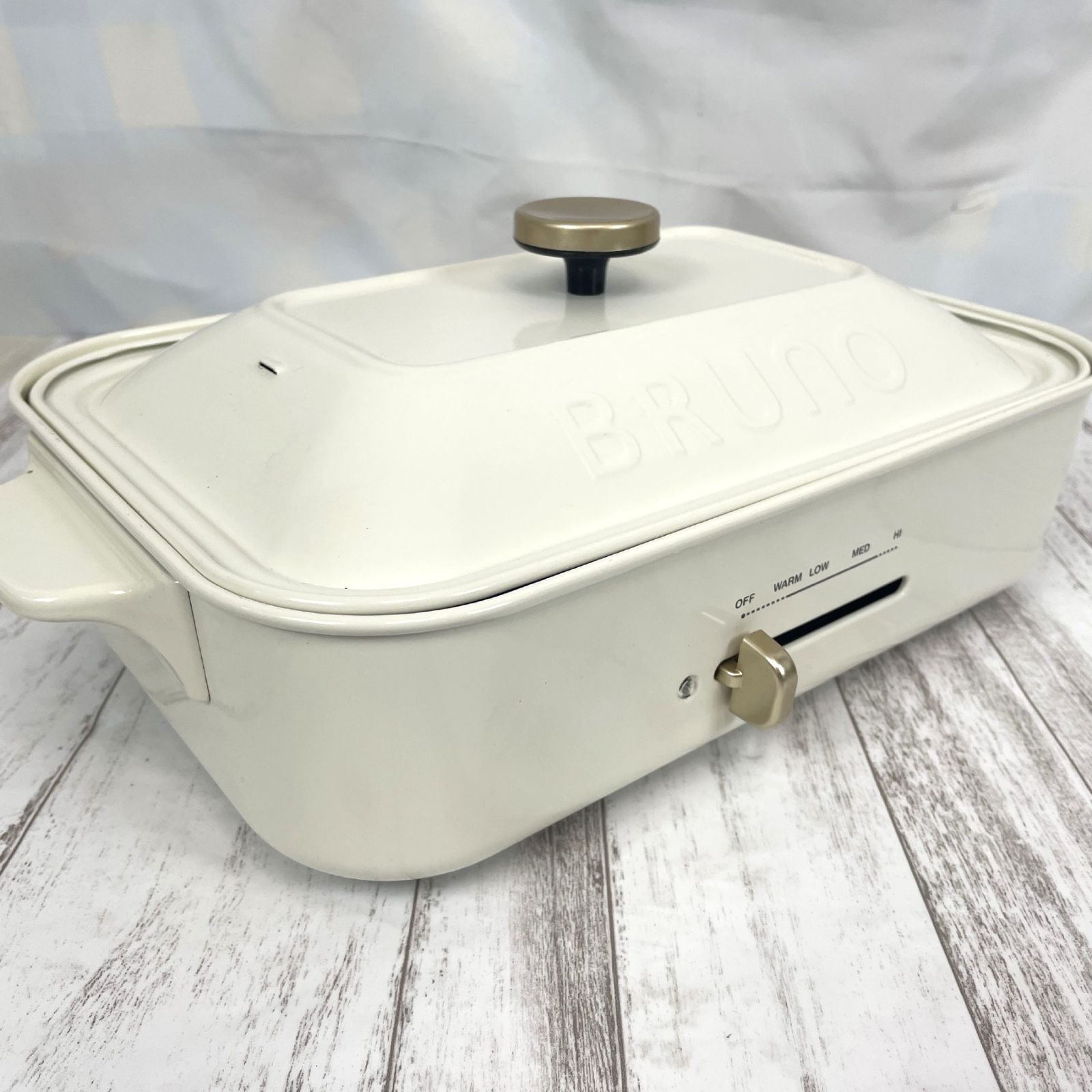 ［新品未使用未開封］BRUNOコンパクトホットプレート　ホワイト BRUNO】 コンパクト ホットプレート ホワイト｜キッチン用品