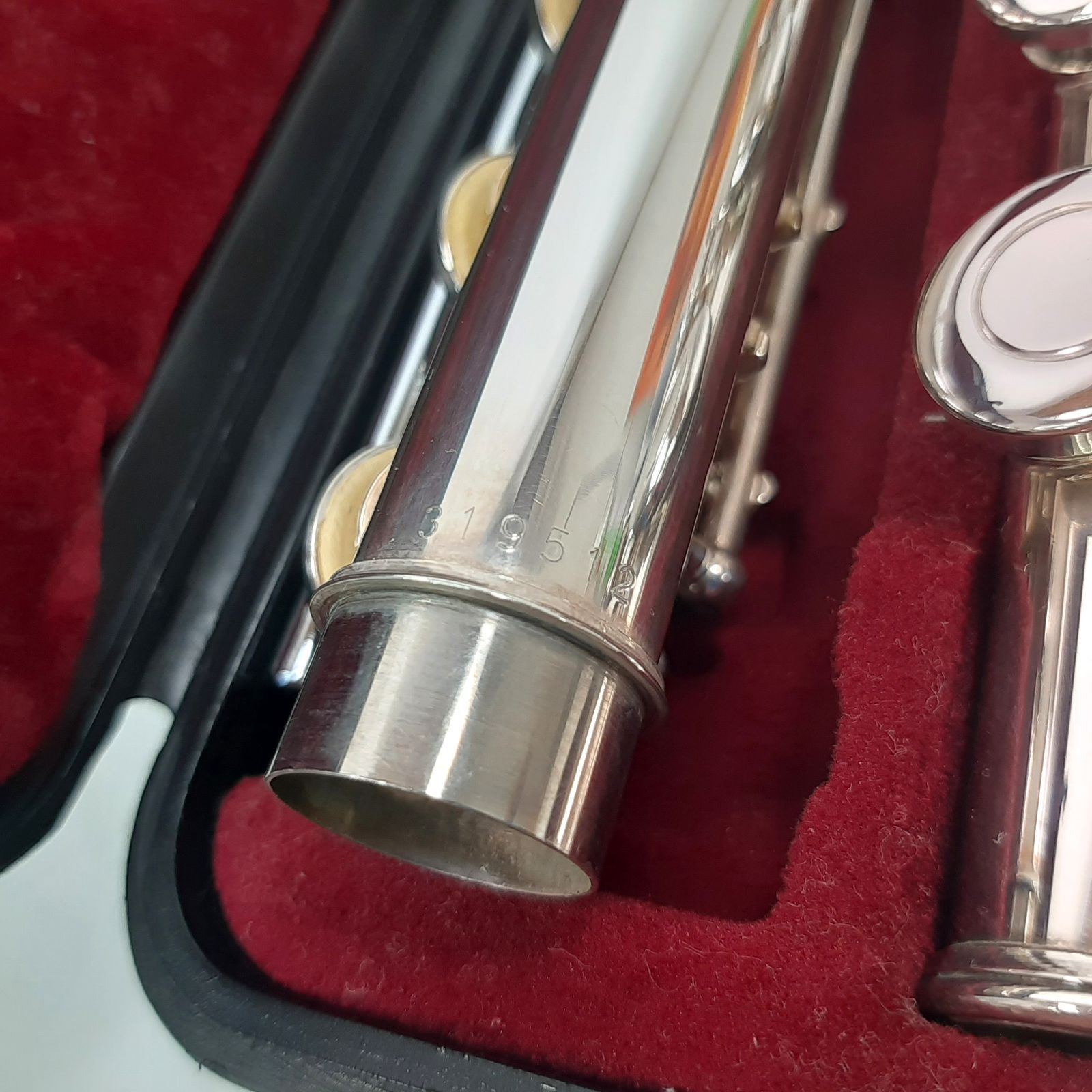 純正ハードケース付き