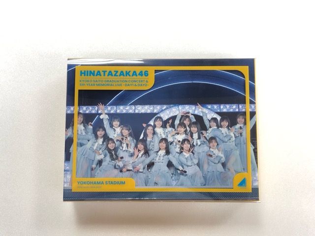 (未使用･未開封品)　LiVE (十五周年記念初回生産限定商品) [Blu-ray] vf3p617 Amazon.co.jp: LiVE (十五周年記念初回生産限定商品) [Blu-ray