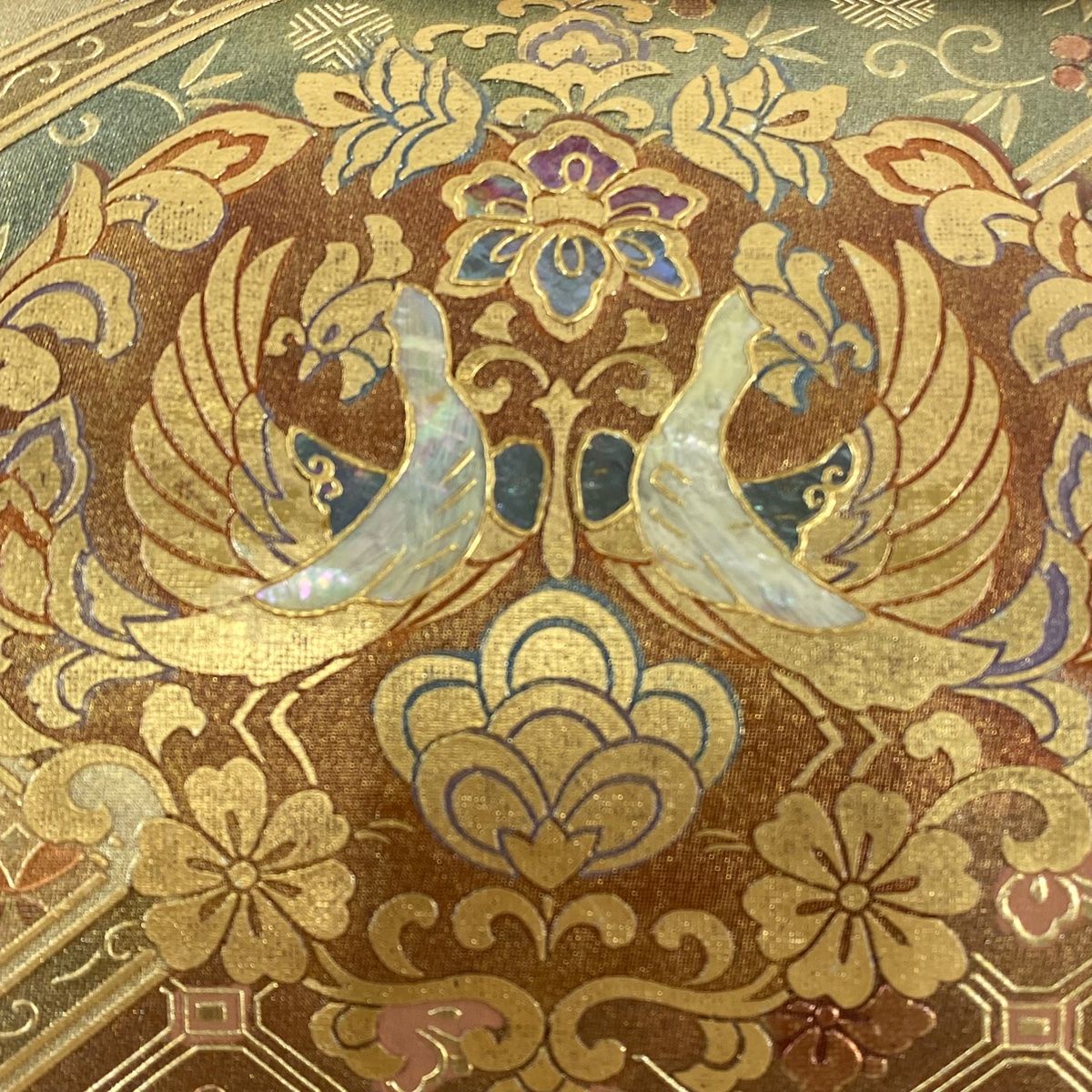 袋帯　螺鈿　礼装用　お太鼓柄　美品　華紋 美品】 袋帯 秀品 華文 花菱 螺鈿 刺繍 灰緑 お太鼓柄 正絹 【中古