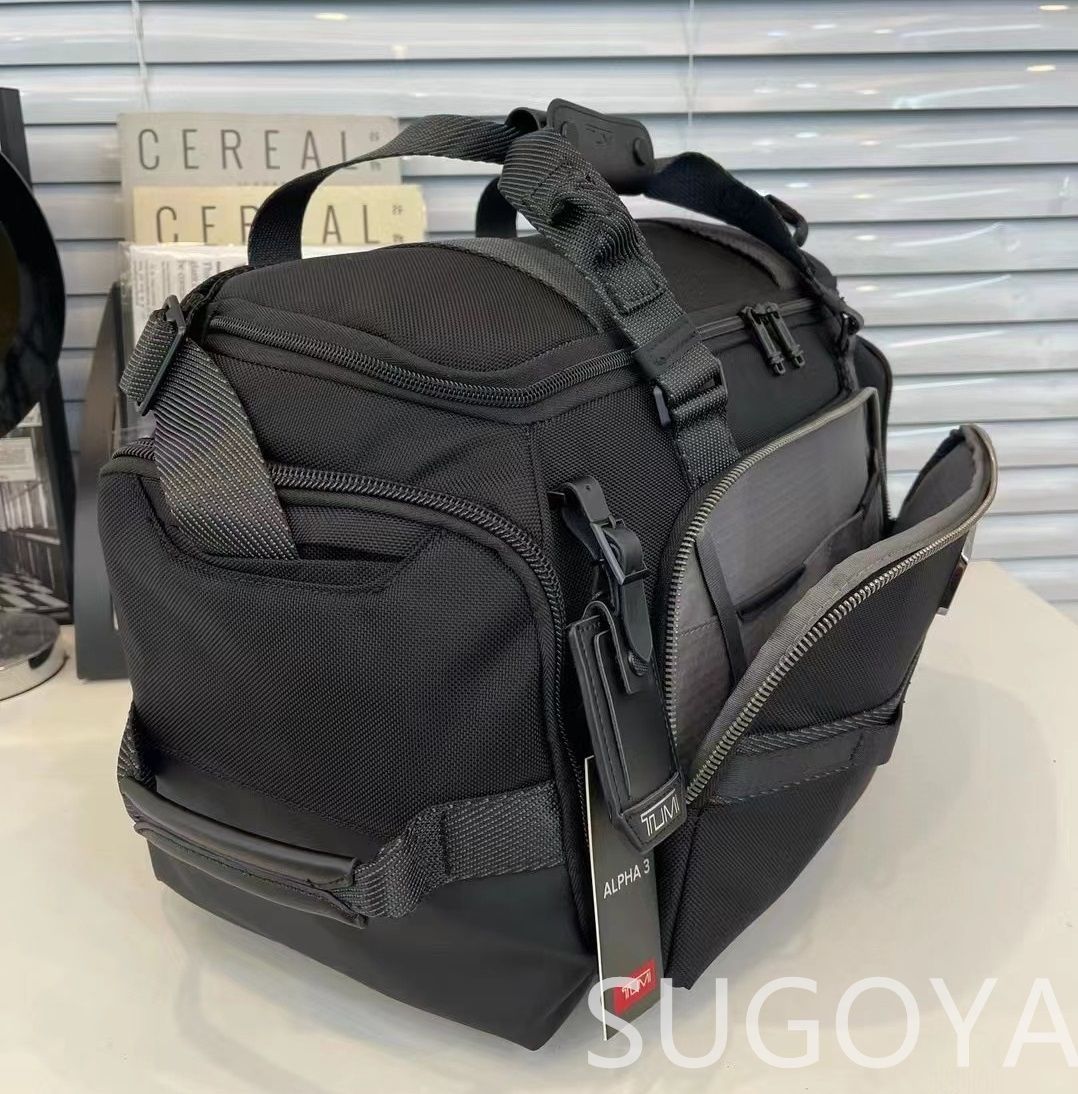 TUMI Alpha Bravoトラベルバッグスポーツバッグ 232722 楽天市場】トゥミ TUMI Alpha Bravo 「メイソン」ダッフル Black