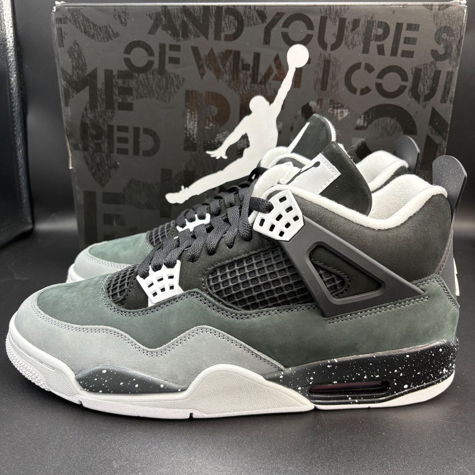 新品 28cm Nike Air Jordan 4 Retro 