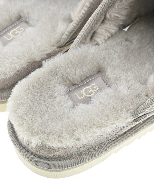 UGG
