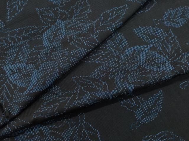 平和屋着物●本場大島紬 7マルキ 舞葉文 正絹 CAAY3022vf