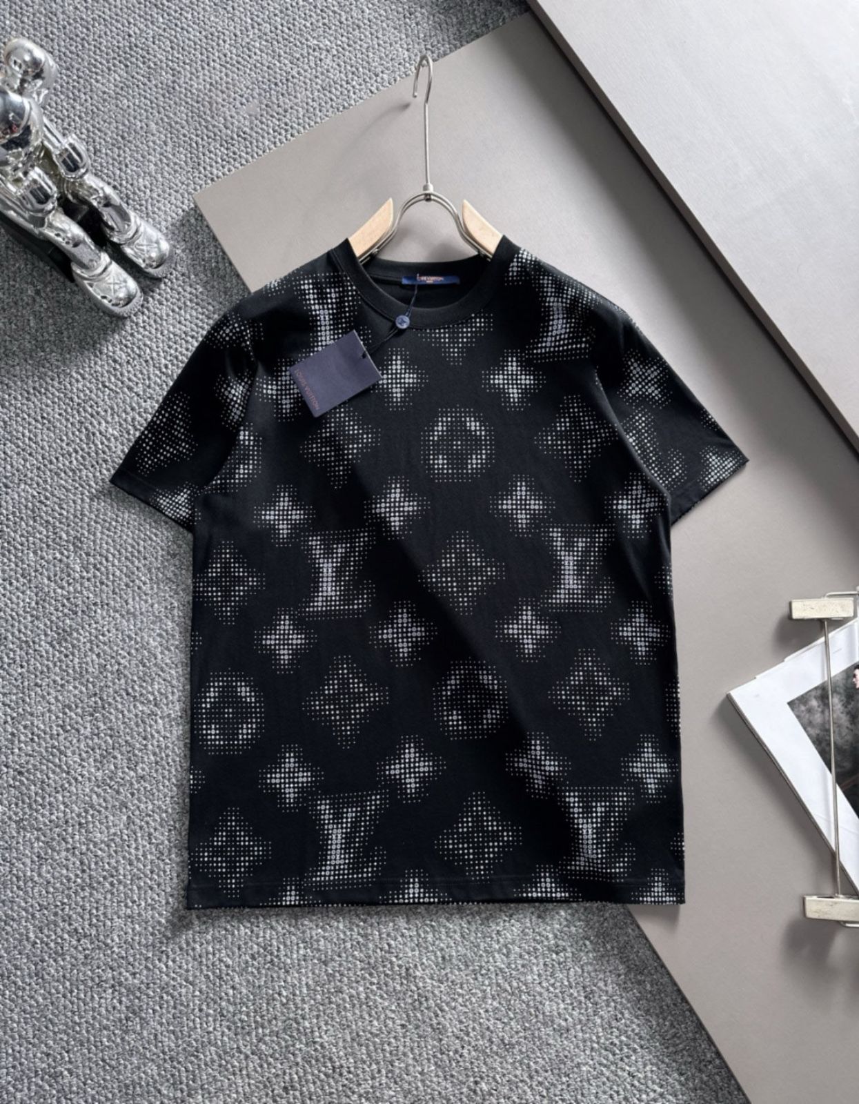 LOUIS VUITTON 夏のカジュアルゆったり半袖Tシャツ