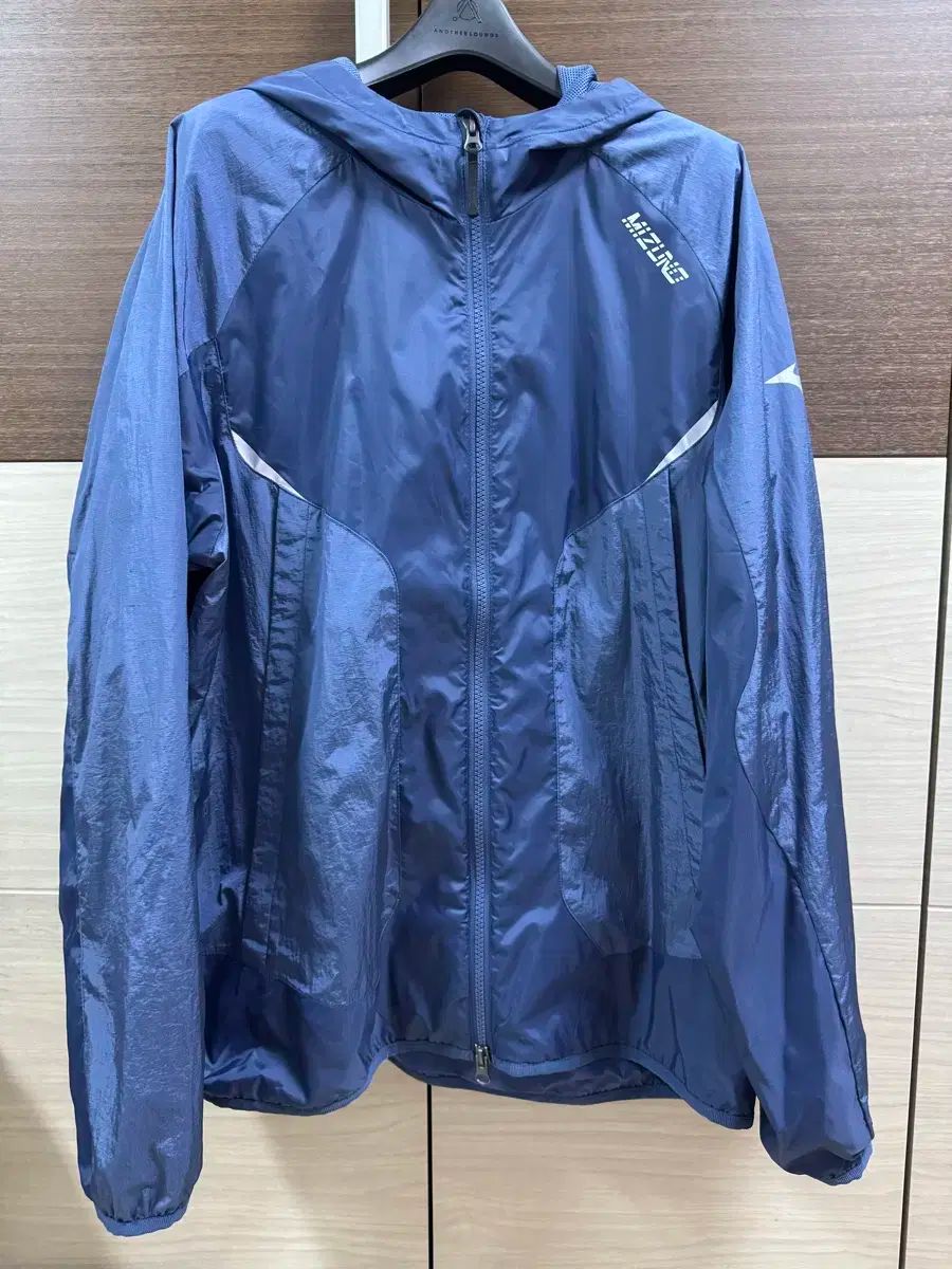 Mizuno ミズノ ウインドブレーカー ネイビー L