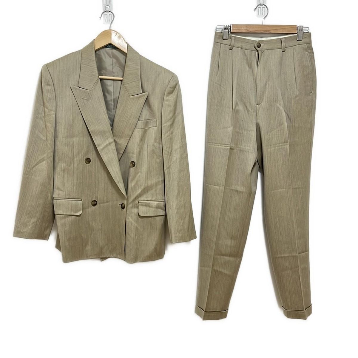 NEW YORKER ニューヨーカー レディースパンツスーツ レディース - ベージュ