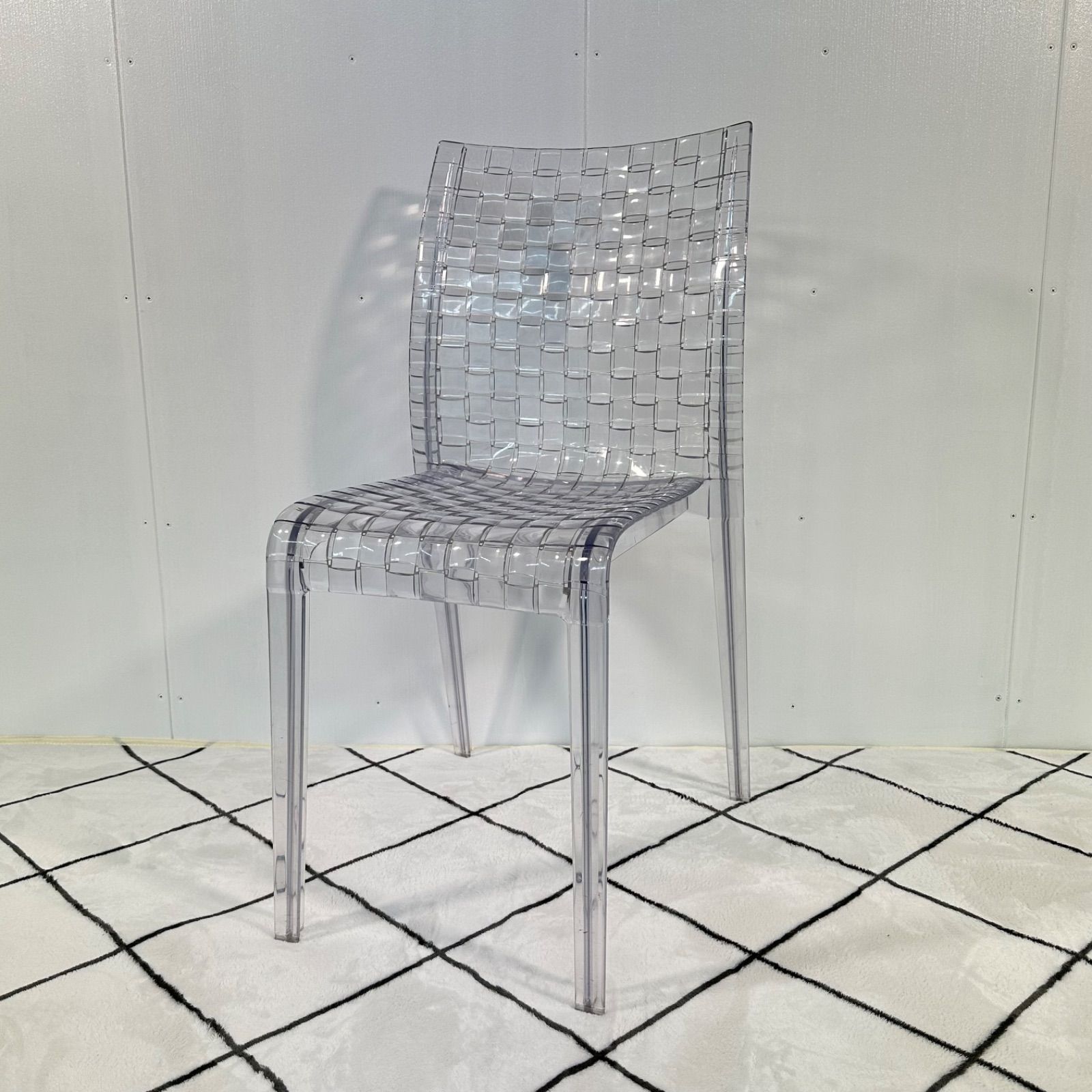 Kartell カルテル アミアミチェア クリスタル ダイニングチェア - メルカリ
