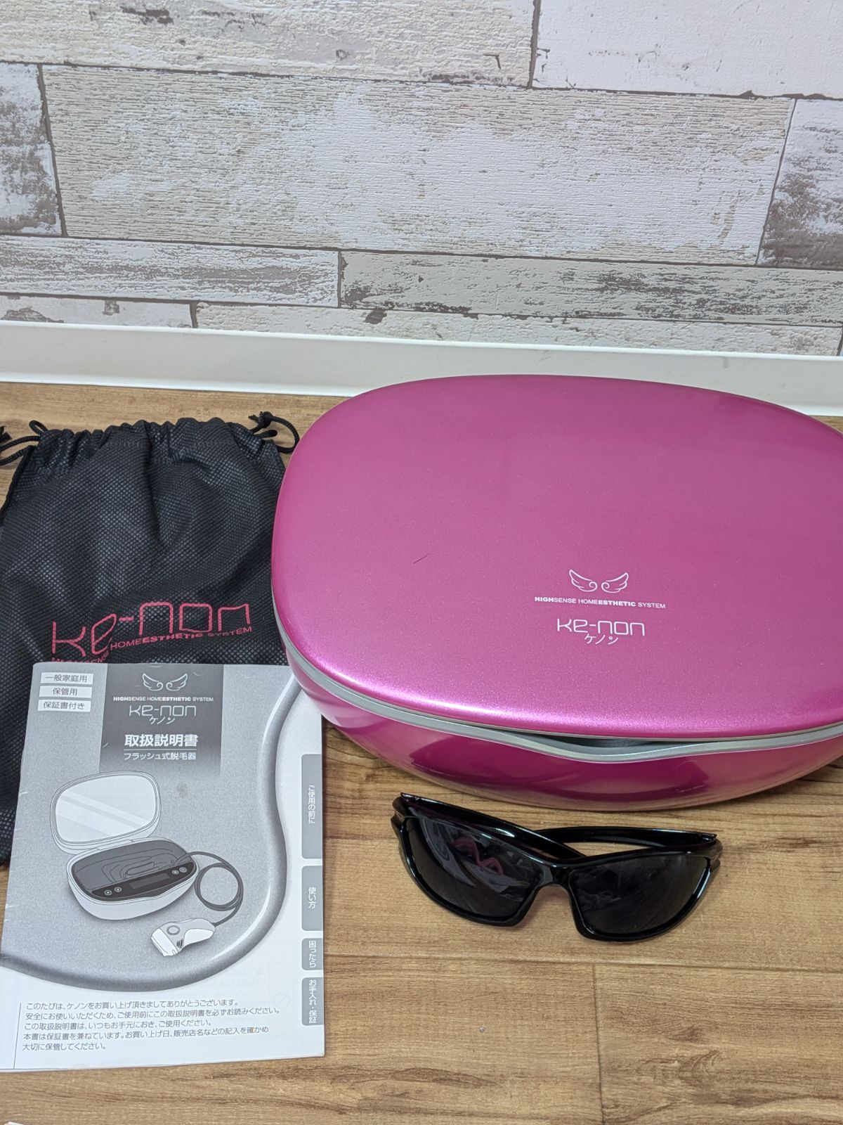 KE-NON ハイセンスホームエステシステム ピンク。 ケノン脱毛器 ハイセンスホームエステティックシステム Ke-non
