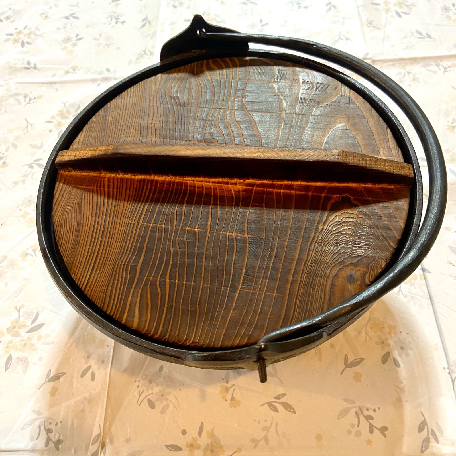 未使用品　南部鉄器　すき焼鍋　蓋つき 楽天市場】岩鋳 南部鉄器 すき焼き鍋 蓋付き 鉄鍋 餃子鍋 IH対応