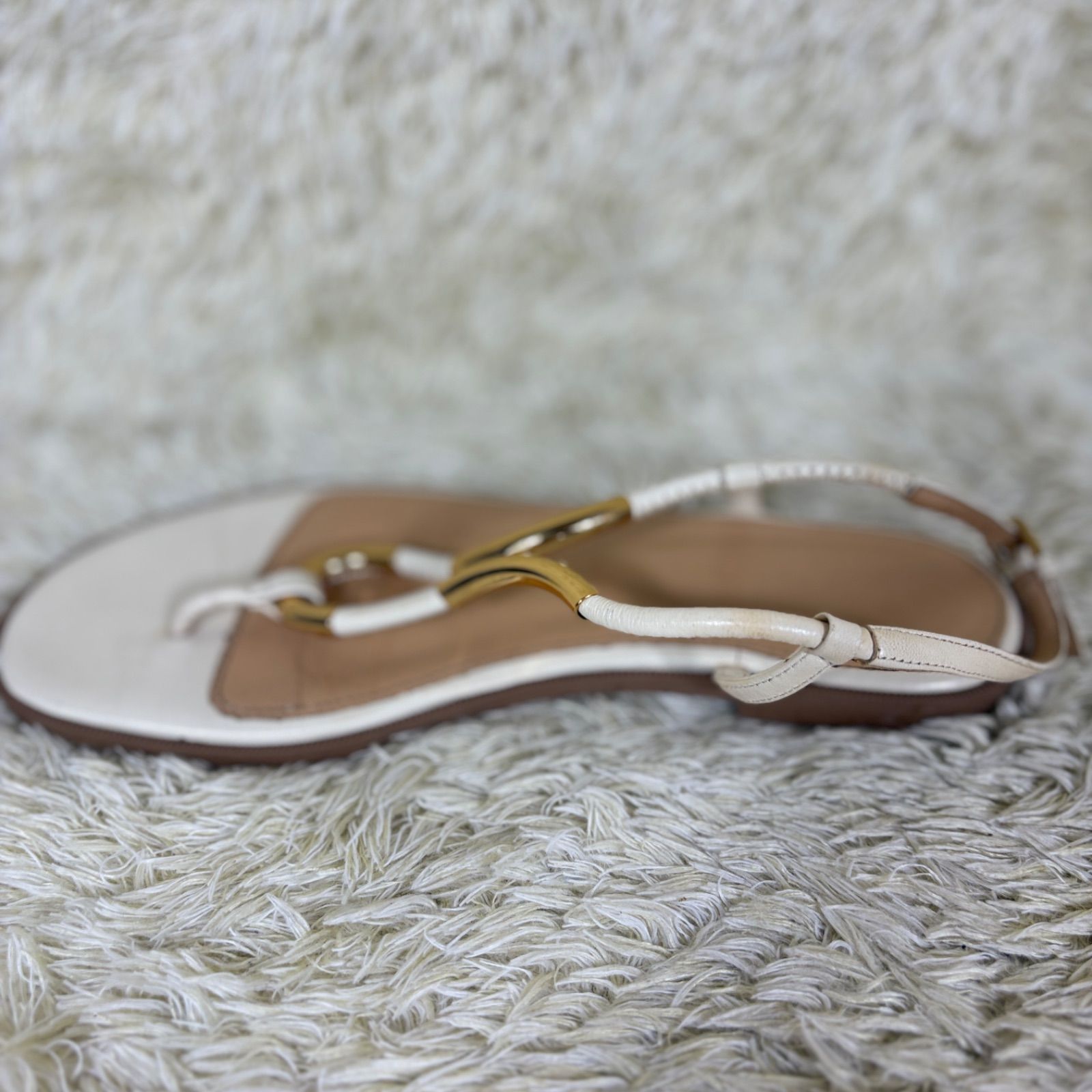 トングサンダル