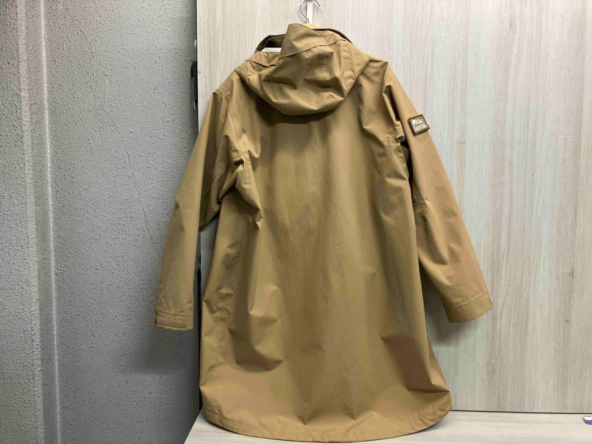 ベージュ