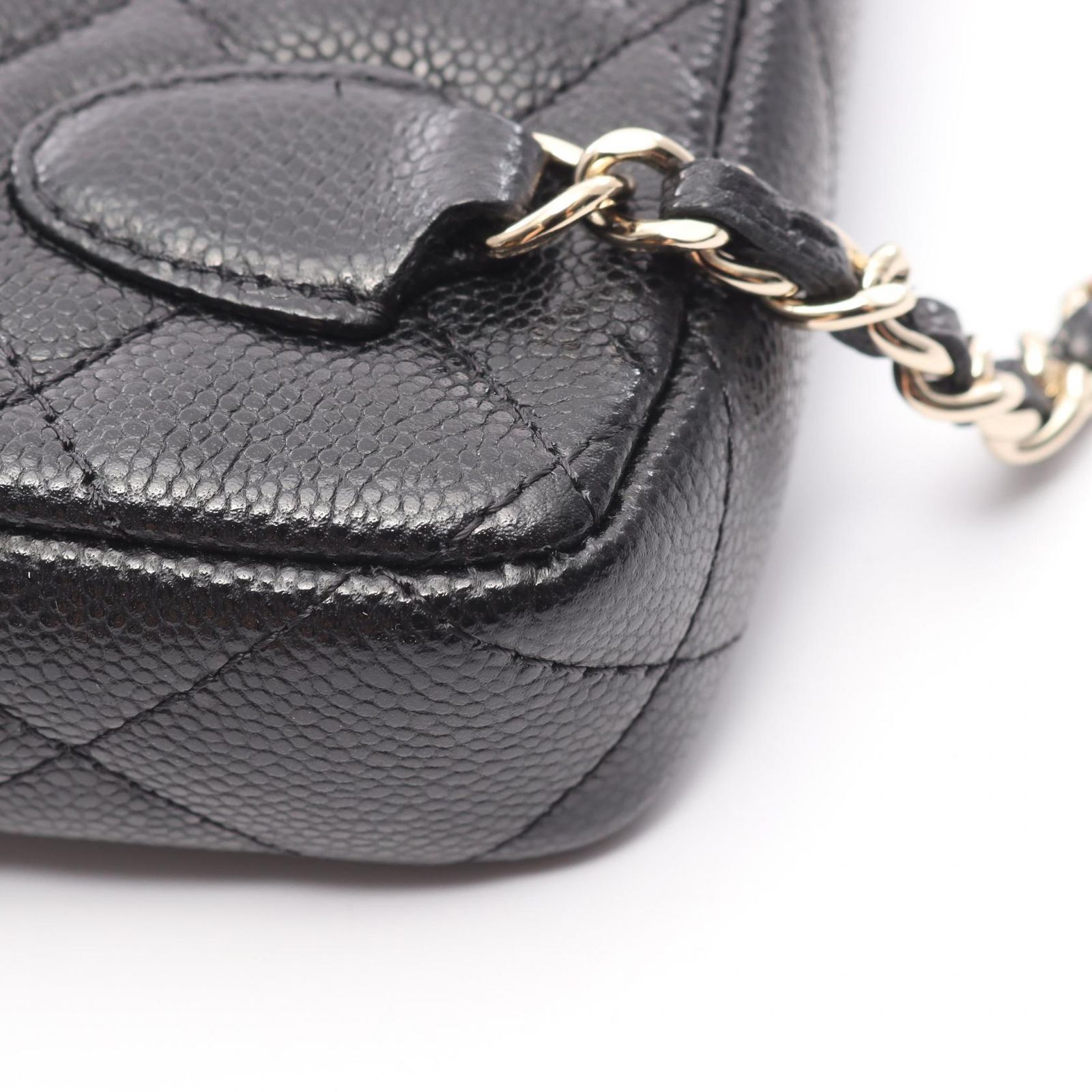 CHANEL スマホショルダーバッグ ブラック シャネル CHANEL ショルダーバッグ マトラッセ フォンホルダー