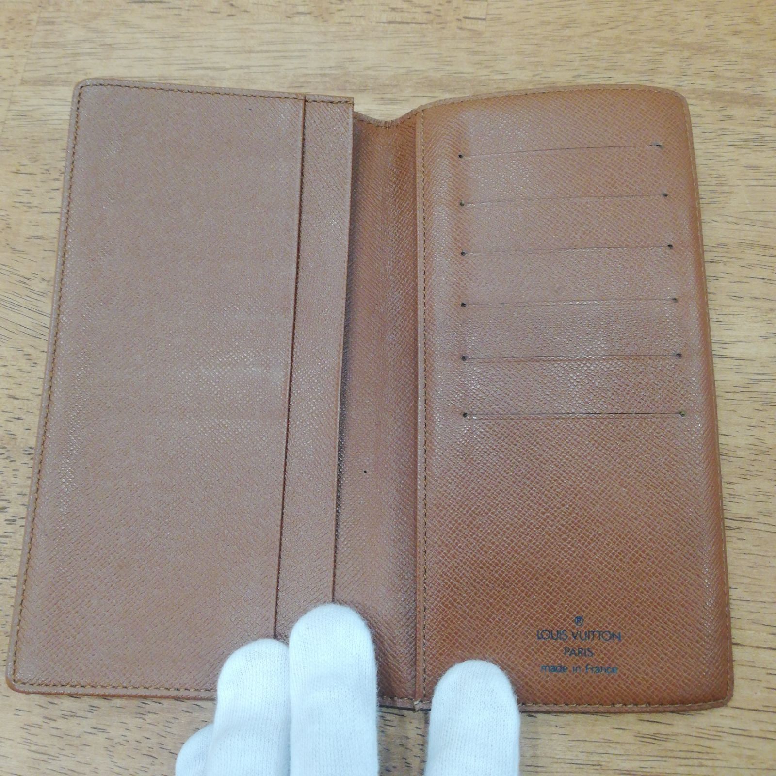 財布 B25050612