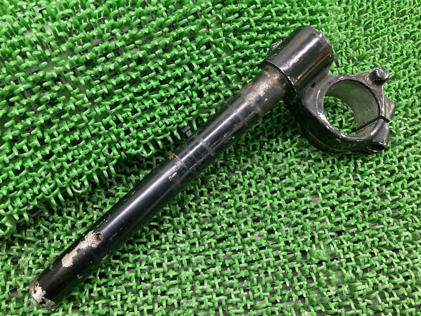 VFR400 セパレートハンドル 右 ホンダ 純正 バイク 部品 NC30 41φ セパハン ペイント素材に 曲がり無し 品薄 Xq