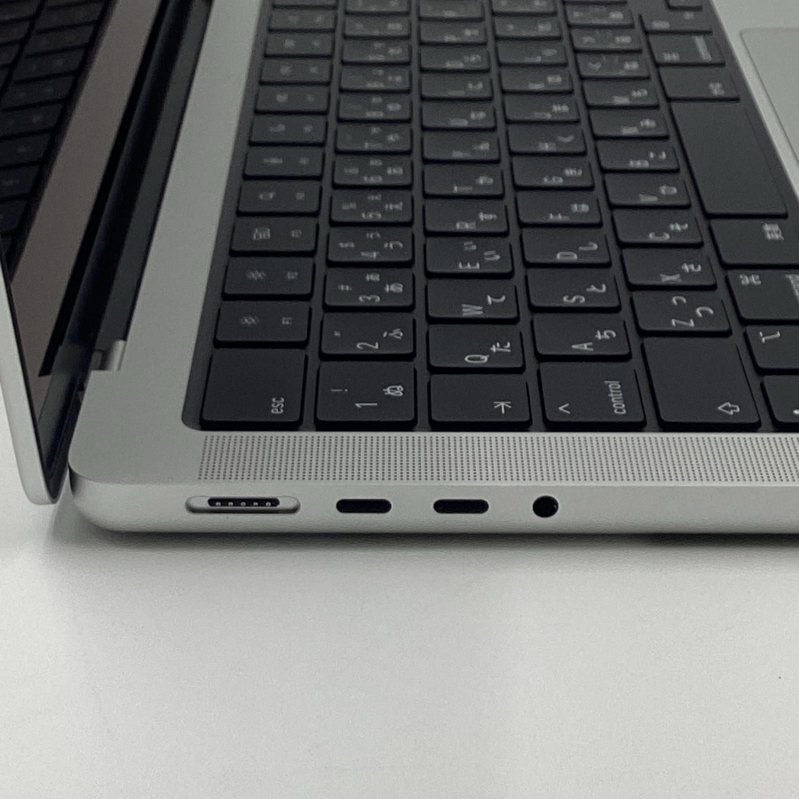 MacbookAir M2 13.6inch スペースグレイ 中古品〕MacBook Air 13.6-inch Early-2024 MXCV3J／A Apple M3