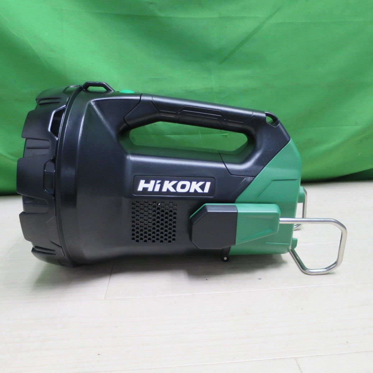 送料無料 ♥ HIKOKI ハイコーキ コードレス サーチライト UB18DA DC14.4|18V ワークライト 照明 作業灯 懐中電灯