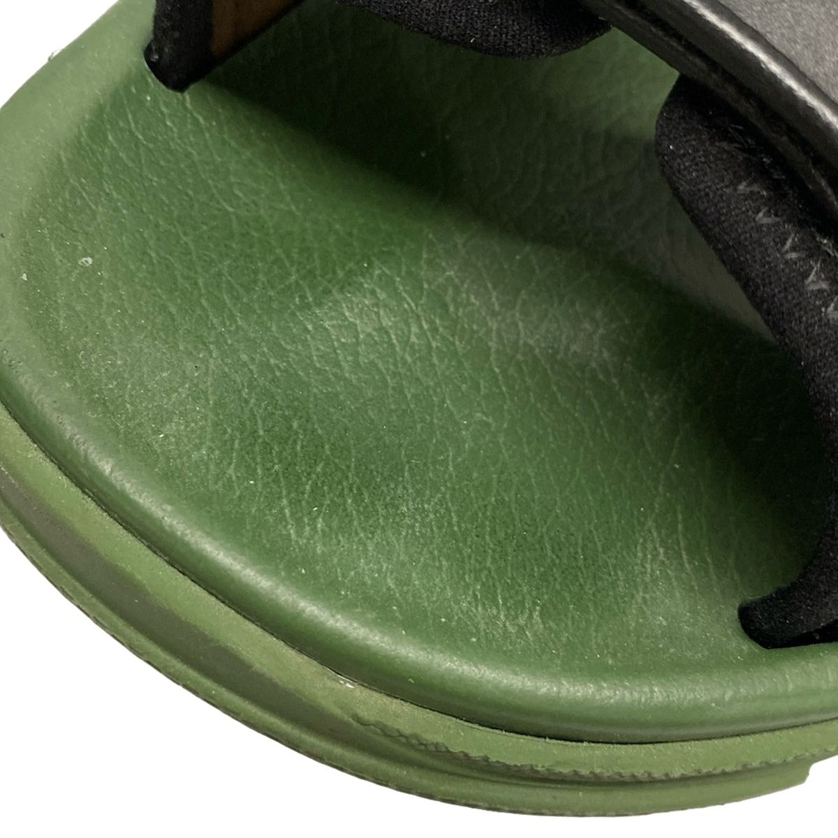 黒×ダークグリーン×マルチ レザー