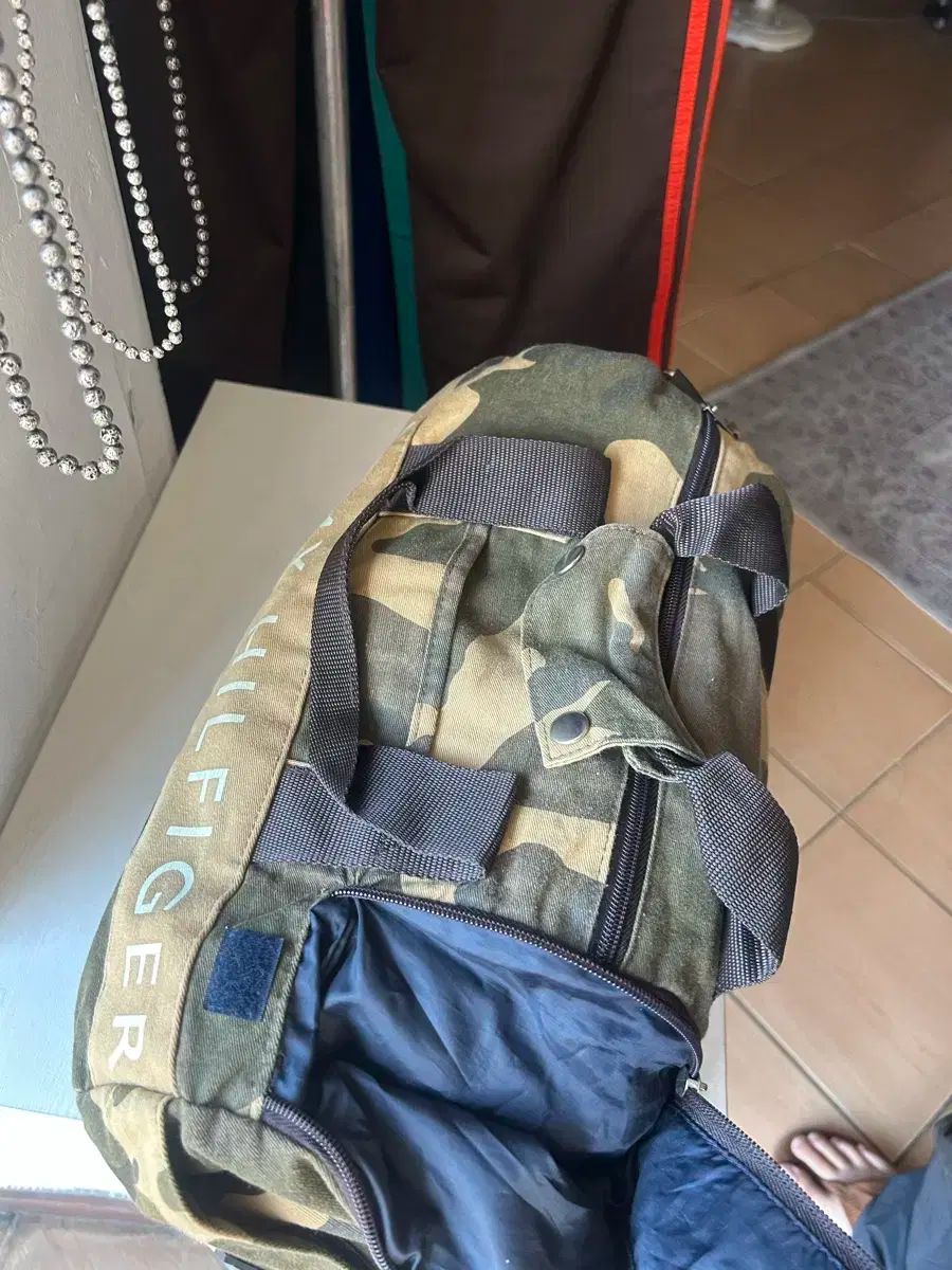 Hilfiger トミーヒルフィガー