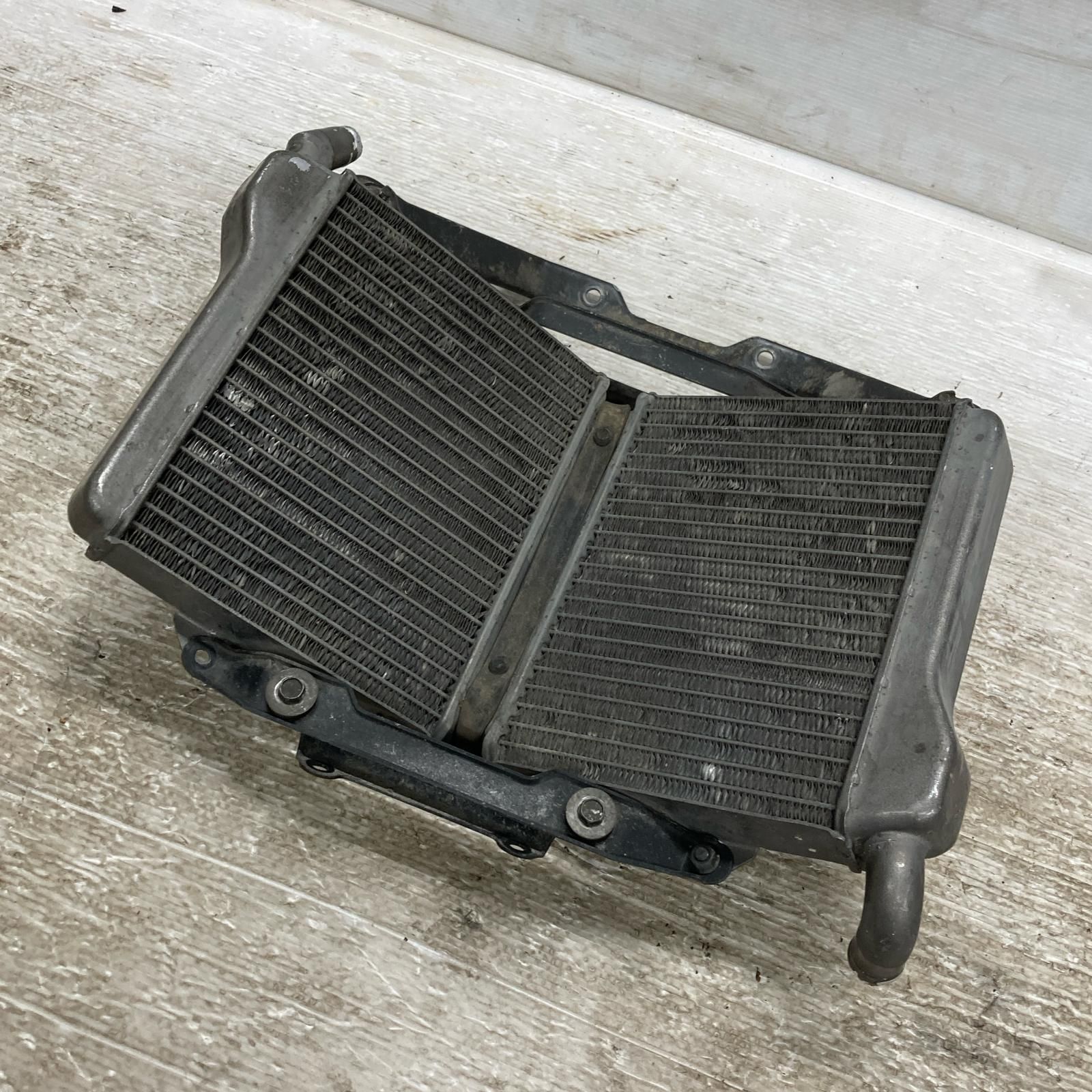 SUZUKI GSX-R400 GK73A ラジエーター スズキ