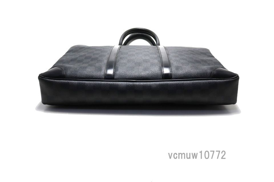 近年モデル希少美中古□LOUIS VUITTON ダミエグラフィット PDV