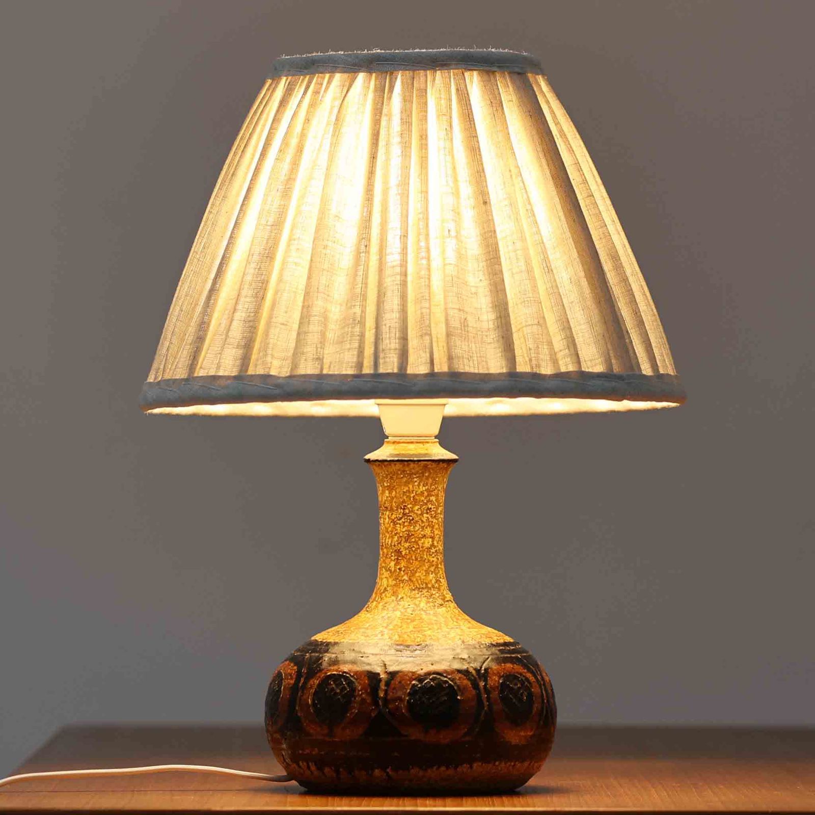 Jette Helleroe テーブルランプ 高さ35cm デンマーク製 北欧ビンテージ家具 北欧照明 陶器ランプ DK18762