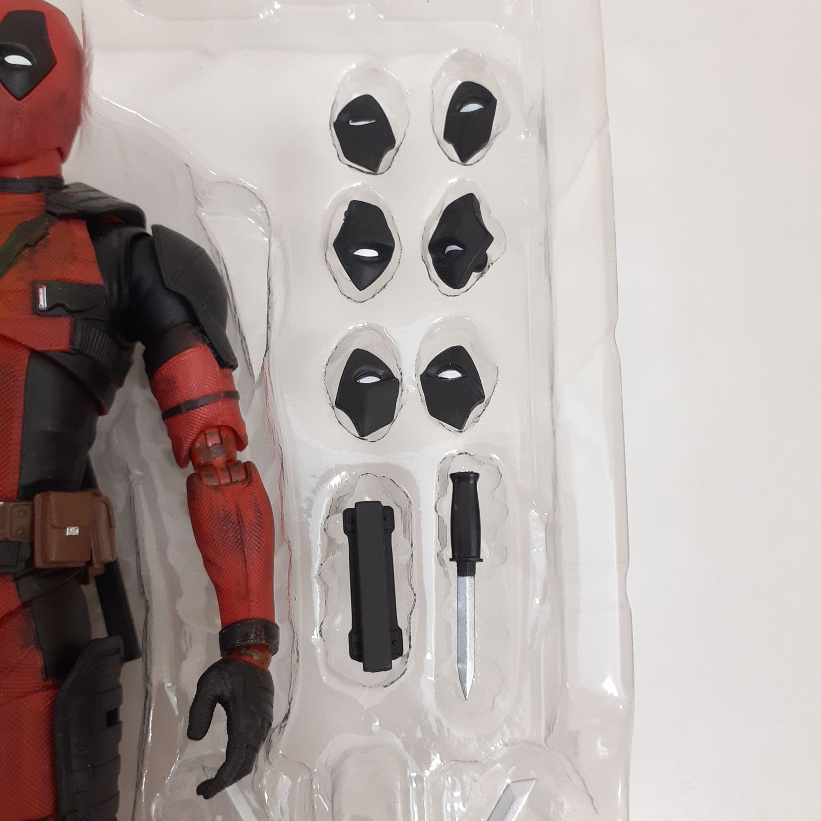 三沢店29-10-0801】S.H.Figuarts フィギュアーツ DEADPOOL 1.0 デッド 