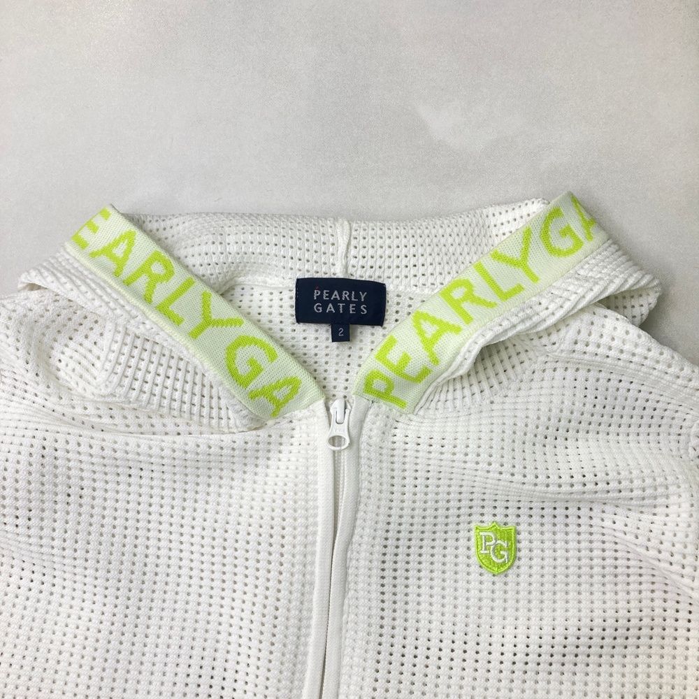 ジップパーカー