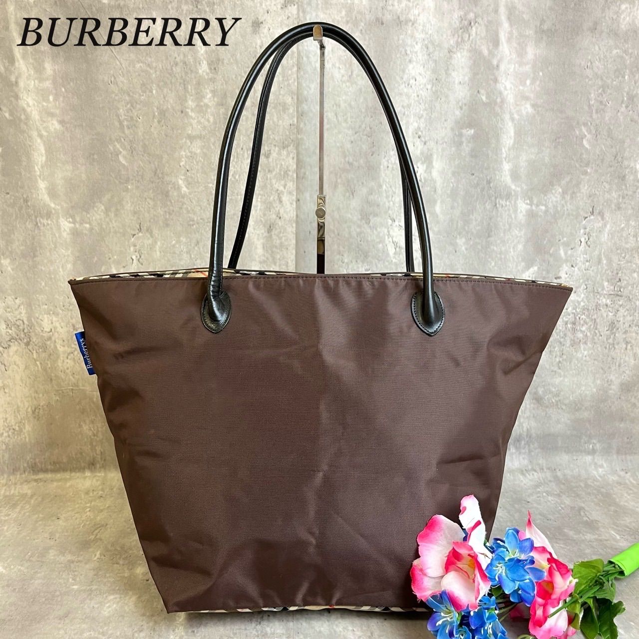 ✨良品✨ BURBERRY バーバリー トートバッグ ハンドバッグ ノバチェック 舟型 A4収納 ロゴタグ 肩掛け レディース ブラウン 茶色  ベージュ 肌色 - メルカリ