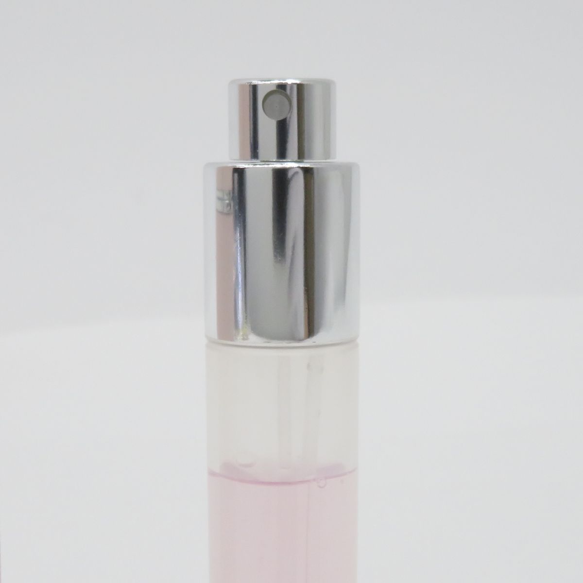 Christian Dior ミス ディオール ブルーミングブーケ オードゥトワレ トラベルスプレー 10ml 香水 残量8割程度 ※中古 - メルカリ