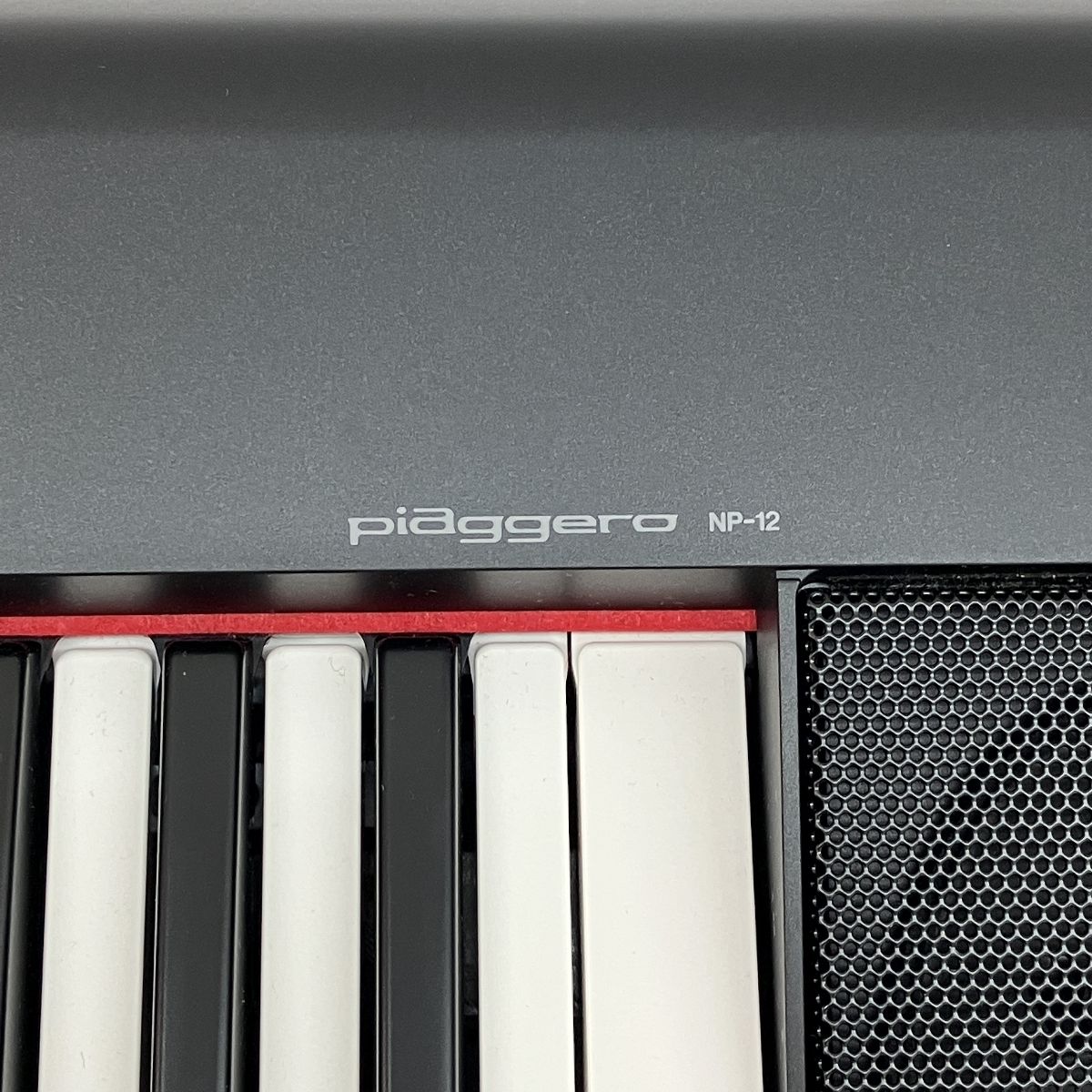 ヤマハ YAMAHA キーボード Piaggero 61鍵盤 NP-12B ブラック