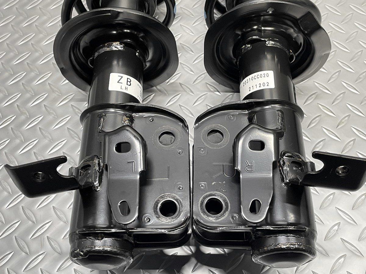 送料無料【新車外し】GR86 ZN8 RZ 純正 サスペンションキット 前後 ☆新車外し☆ZN8 GR86 純正 ノーマル ショック&サスペンション