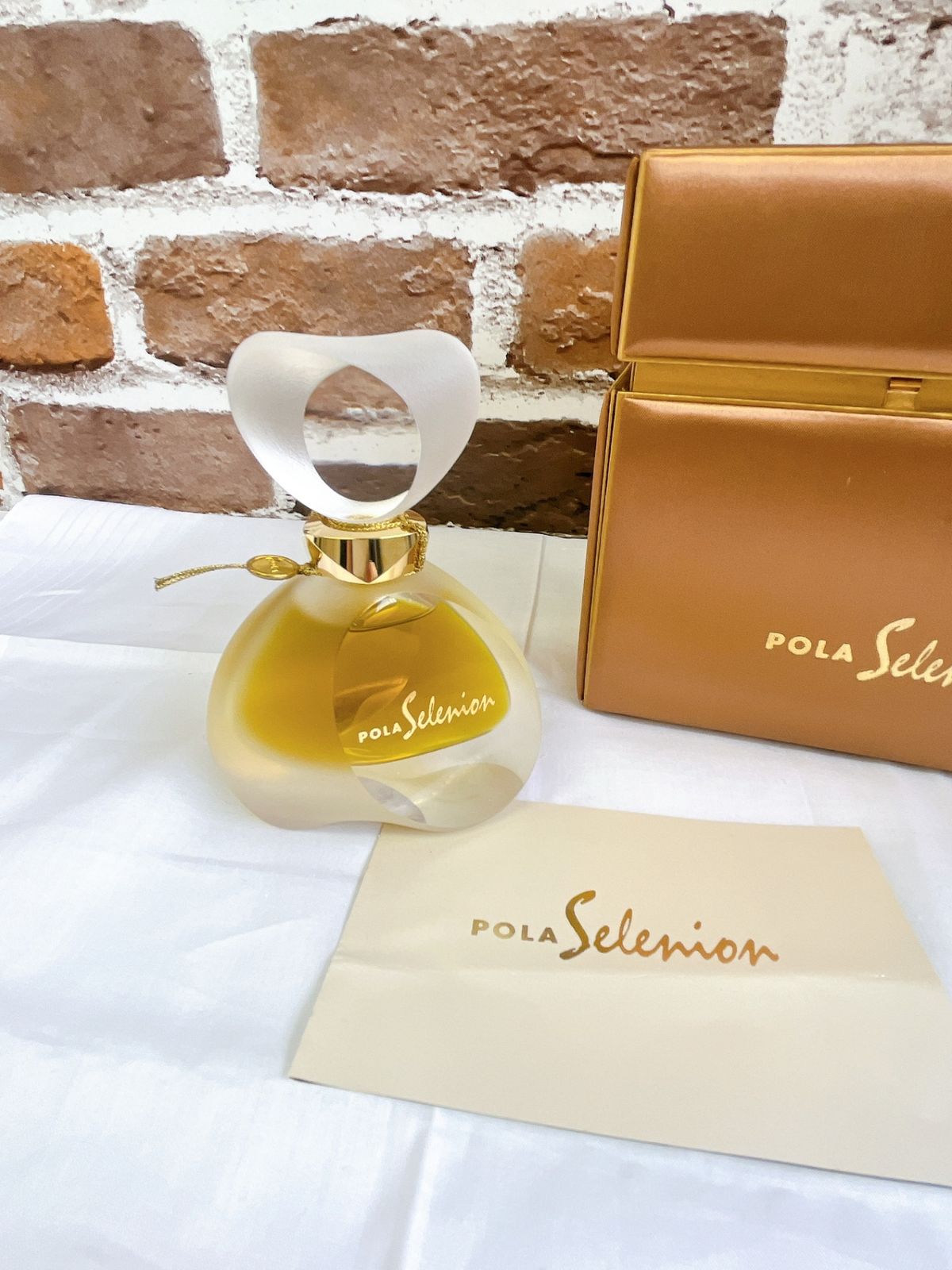 ポーラ　セレニオン　30ml ポーラ POLA セレニオン 香水 フレグランス 小物 コスメお買取り