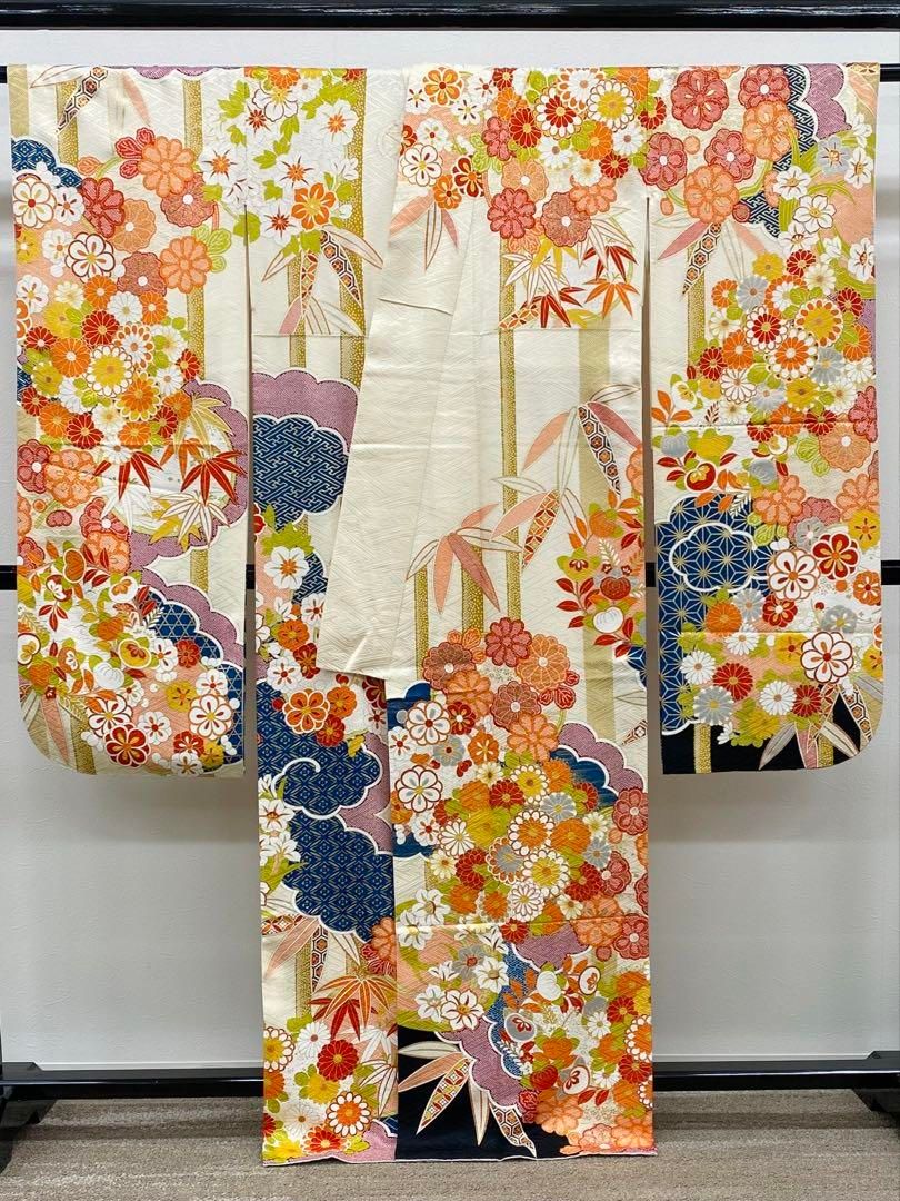 振袖 豪華 刺繍 金彩 身丈162cm 撥水加工済 - メルカリ