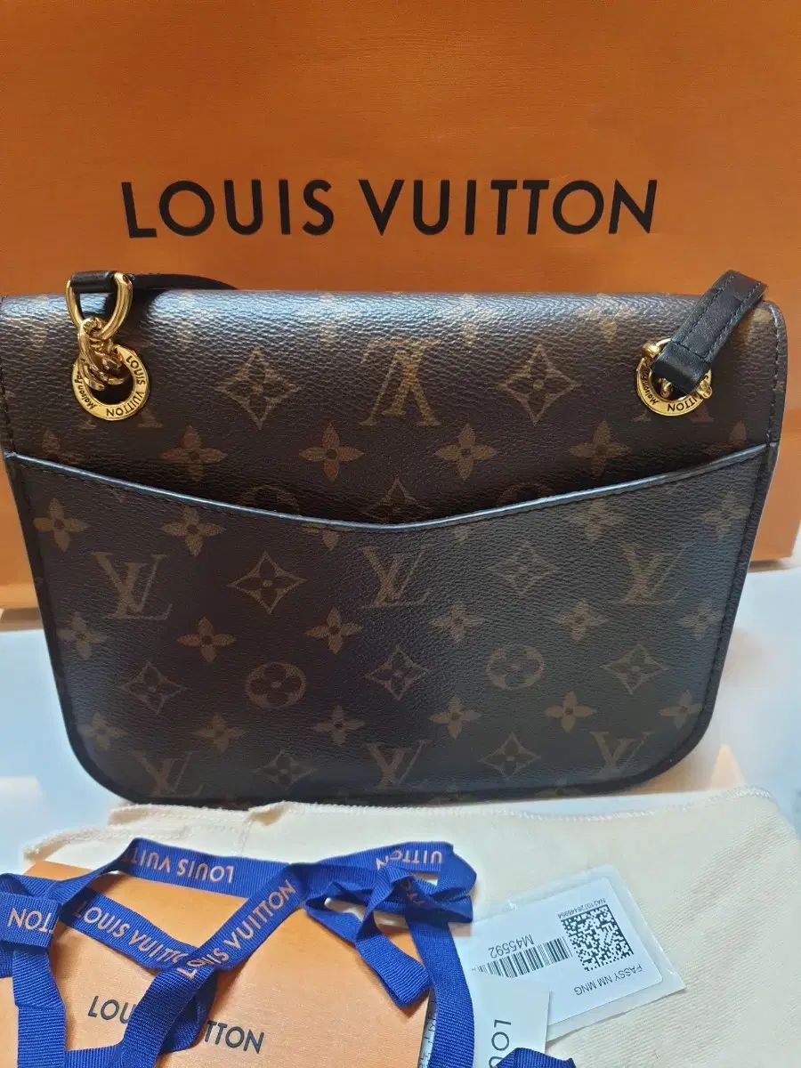 Vuitton ルイヴィトン
