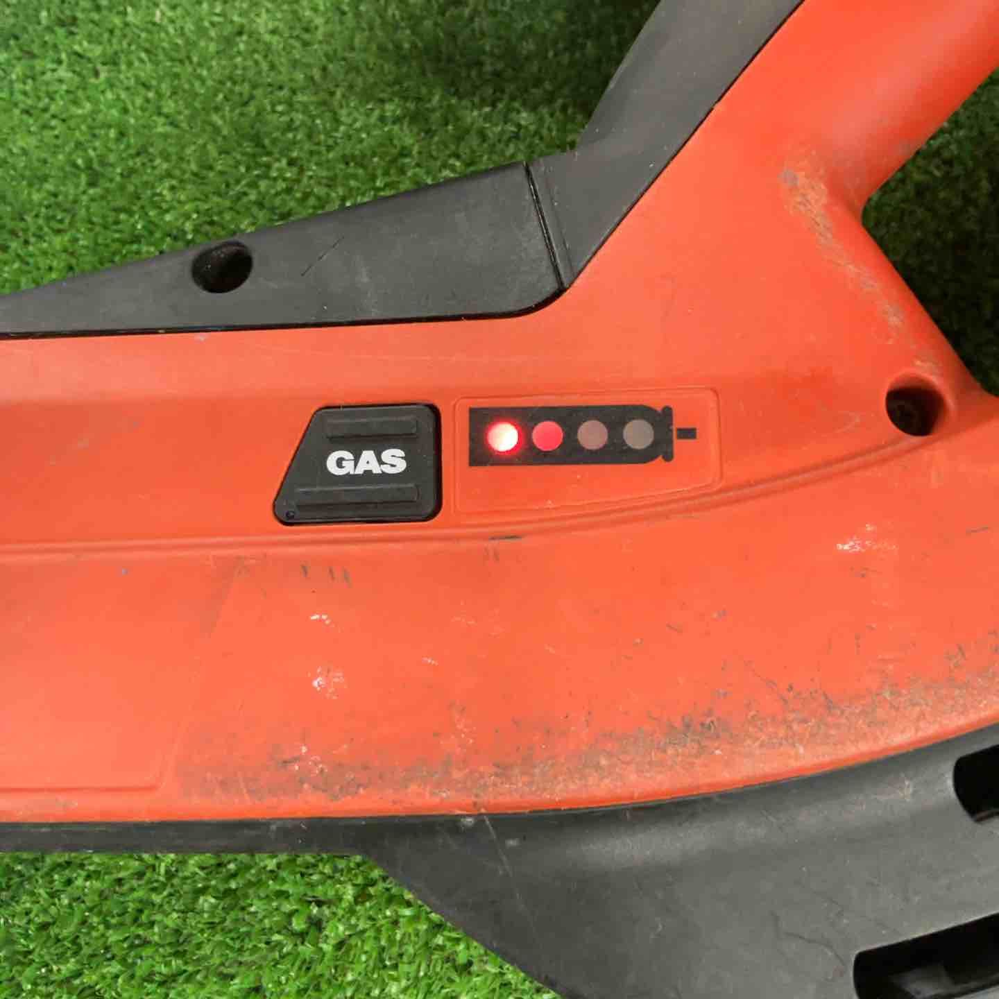 HILTI ガス式鋲打機