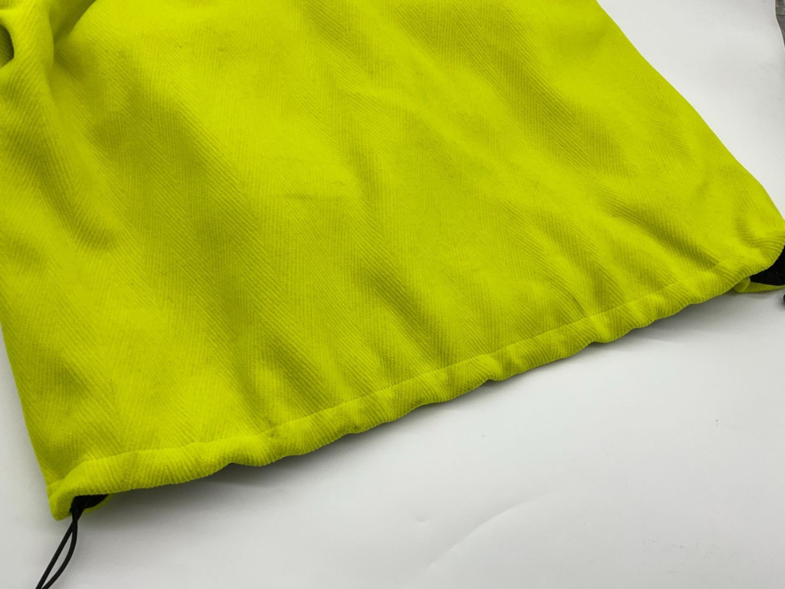 BALENCIAGA バレンシアガ 32 ネオンイエロー ロゴデザインフリース