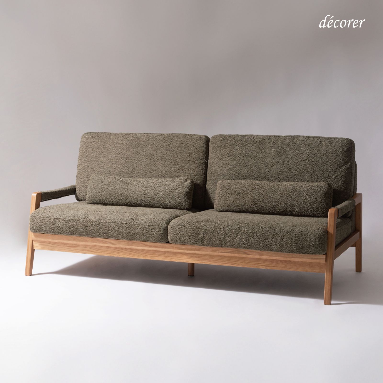 【新作】Wood frame sofa 2P No.26 / ブークレ生地と天然木フレームのソファ【 2人掛け : 2色 】 北欧 スタイル ジャパンディ ファブリック 無垢 2P おしゃれ ソファー  天然木 ラブ ソファー クッション 【送料込み】