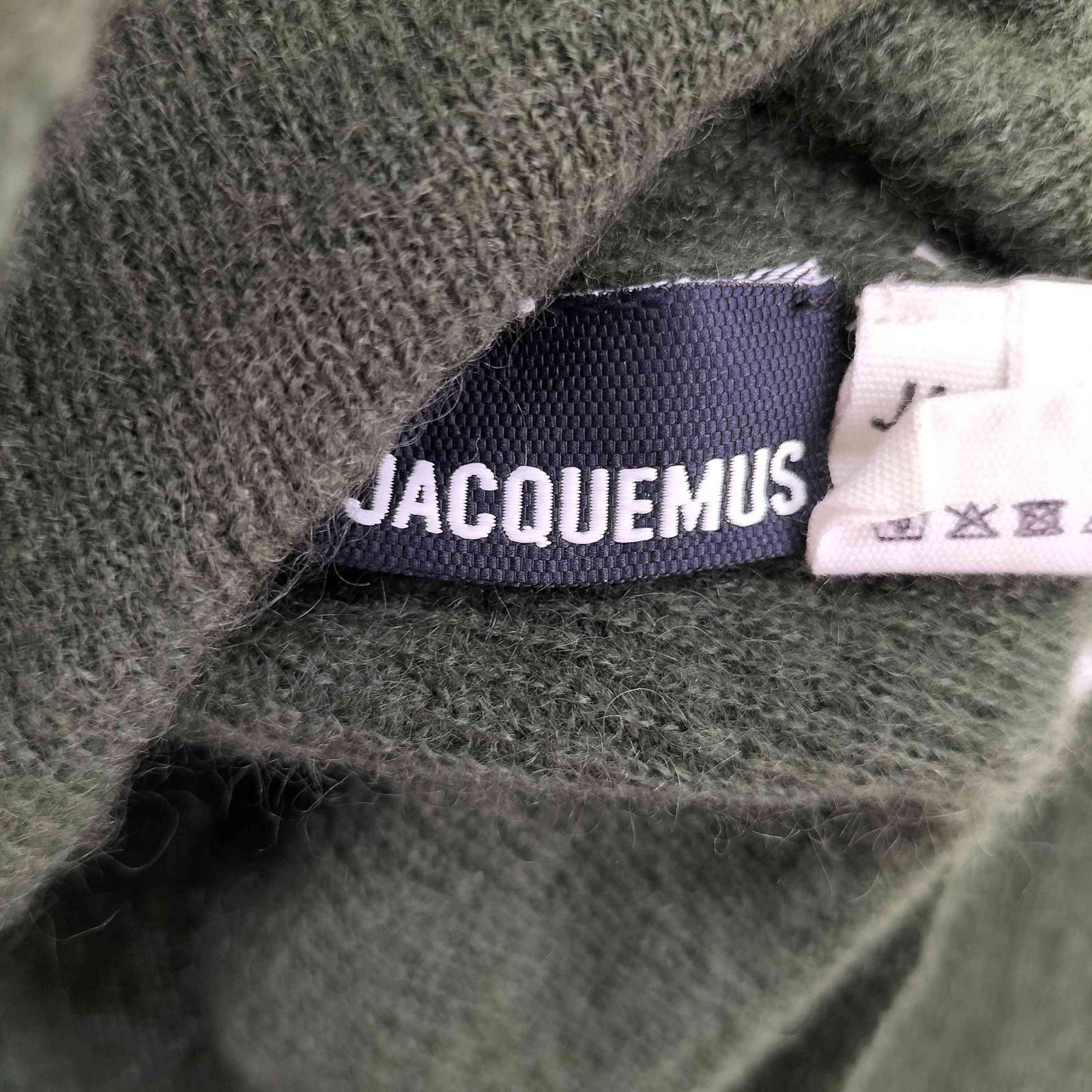 JACQUEMUS(ジャックムス) モヘア混ニットカーディガン レディース  40 中古 古着 0349 ジャックムス JACQUEMUS モヘア混ニットカーディガン レディース