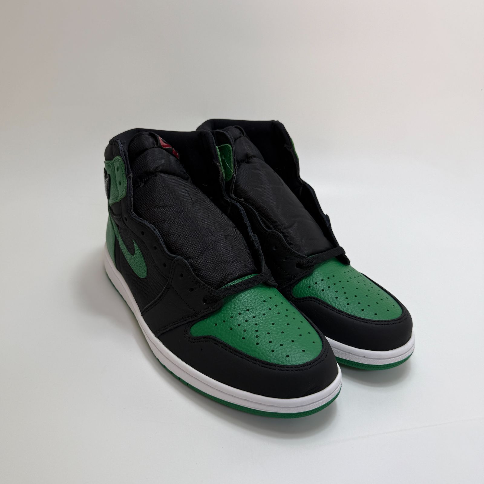 Nike Air Jordan 1 Retro High OG Pine Green 2.0 555088 030