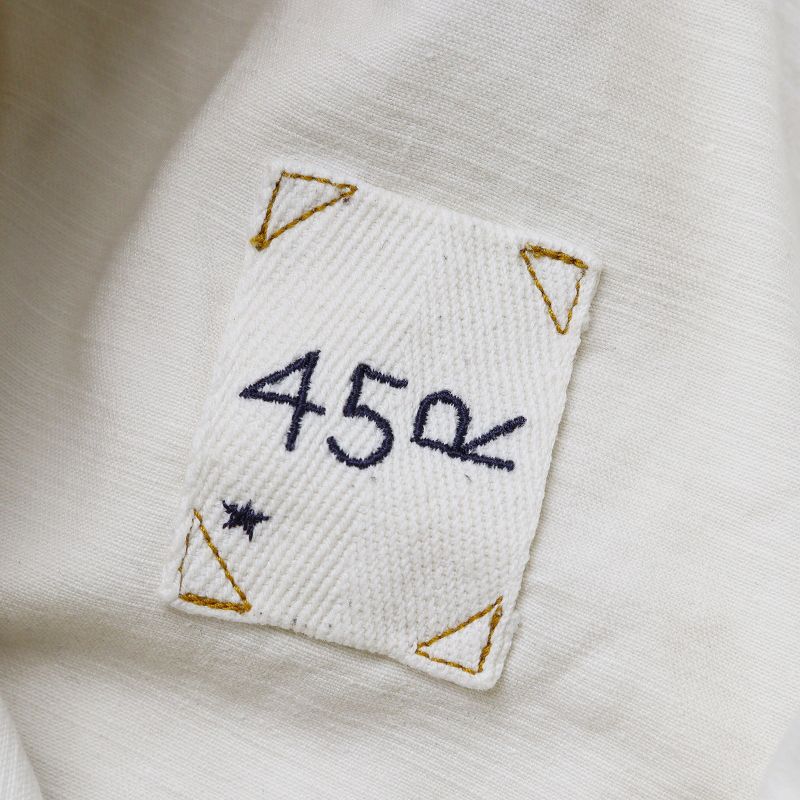 ヨットホワイトの908ベイカーパンツ