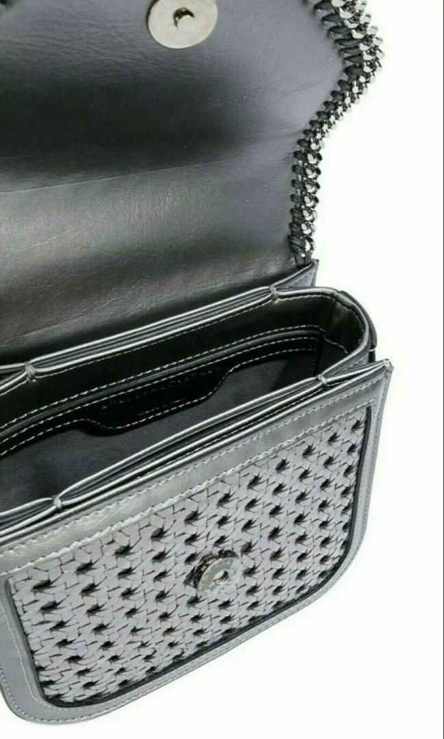 ショルダーバッグ